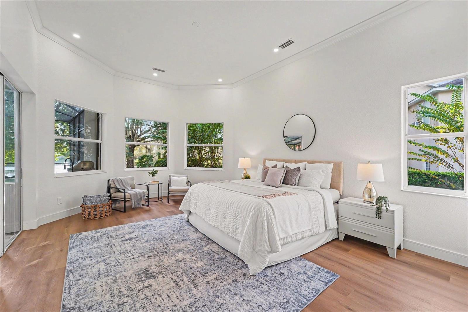 5021 WESLEY DR — photo 8