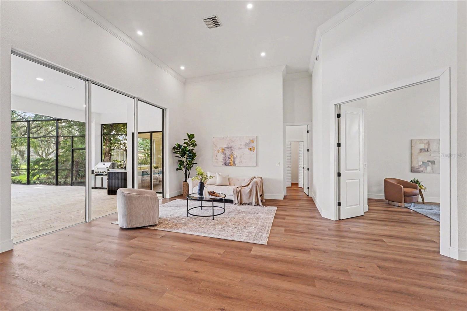 5021 WESLEY DR — photo 29