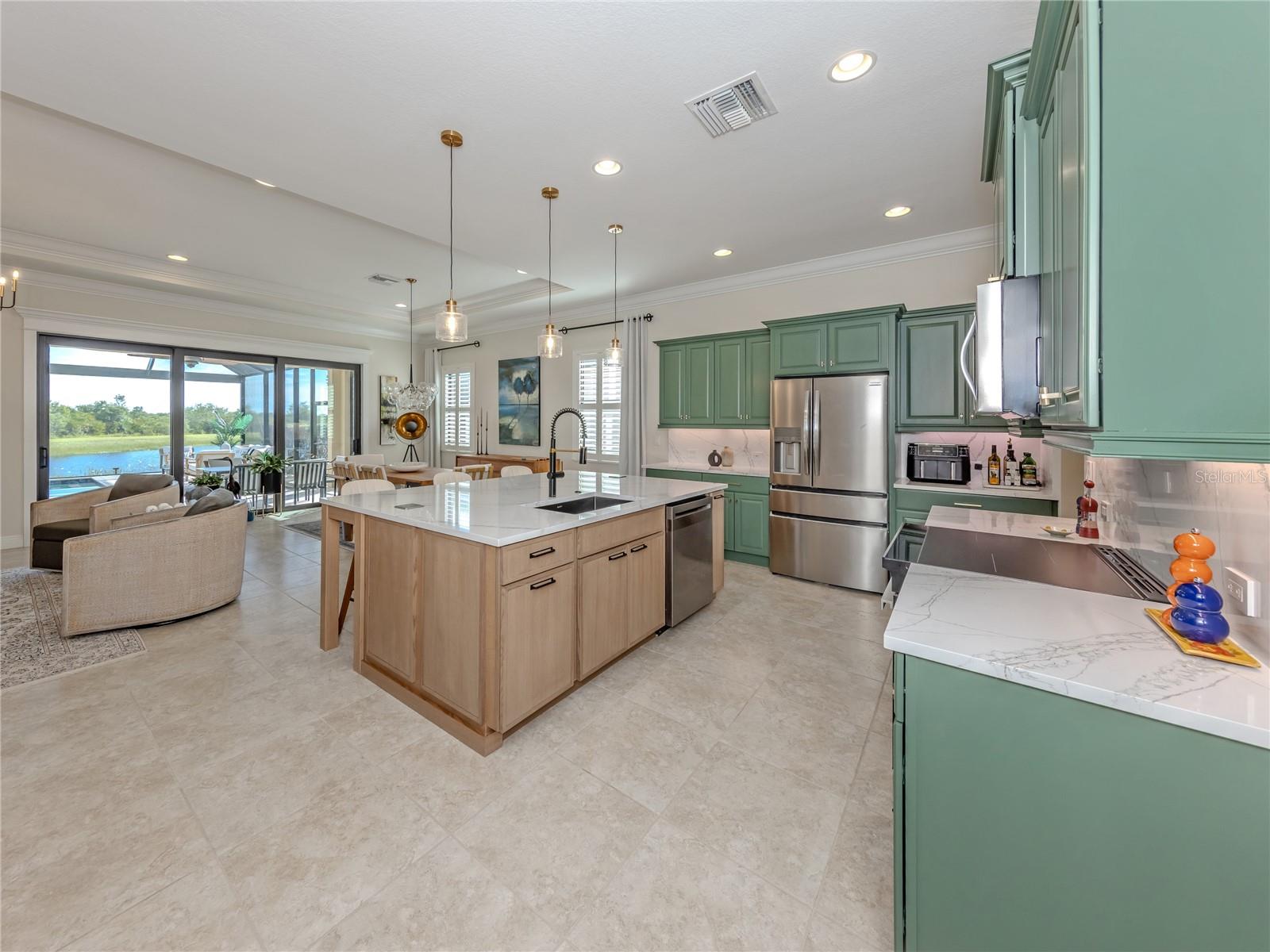 10422 MEDJOOL DR — photo 18