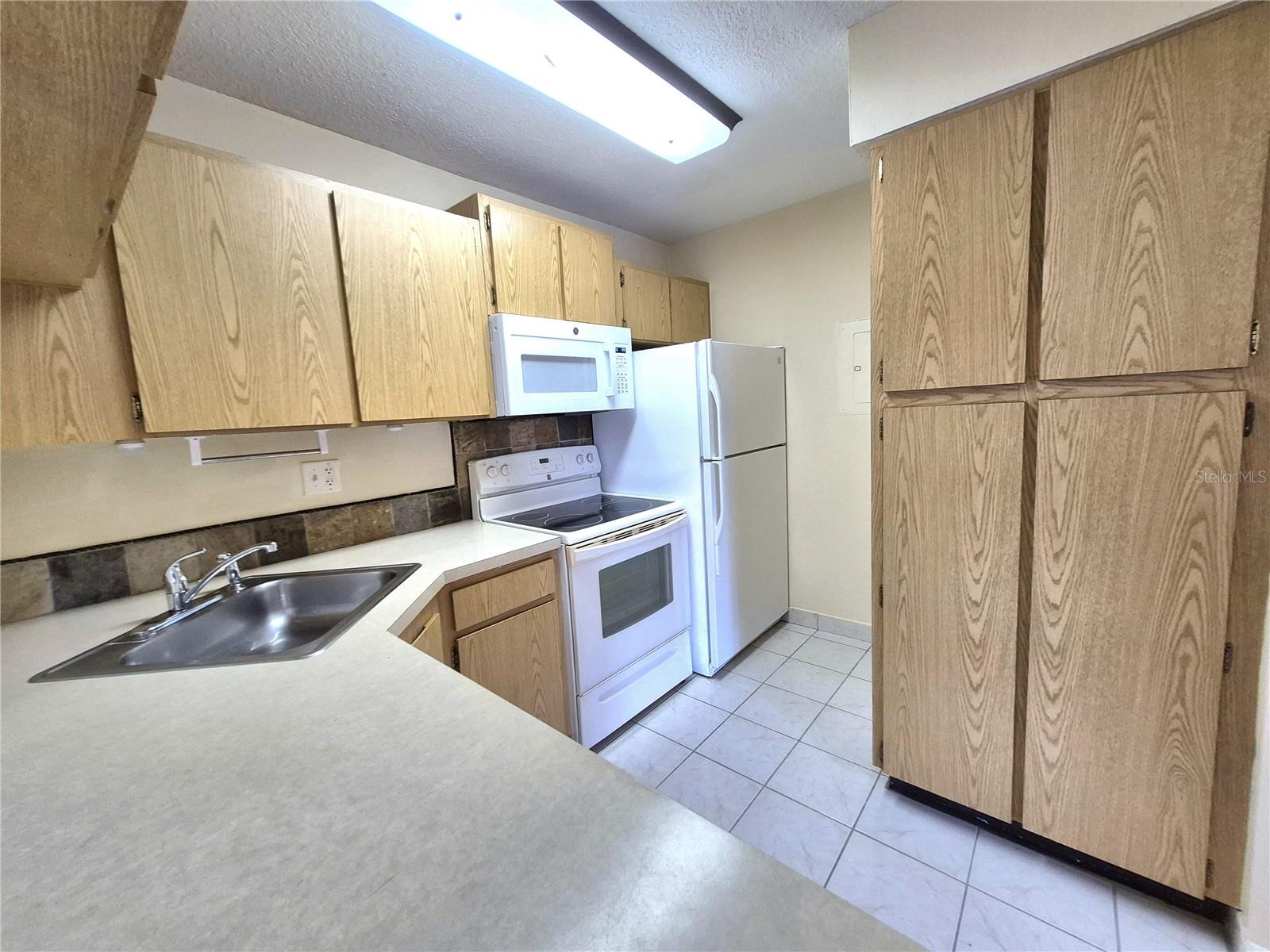 1344 PINE RIDGE CIR E #H3 — photo 11