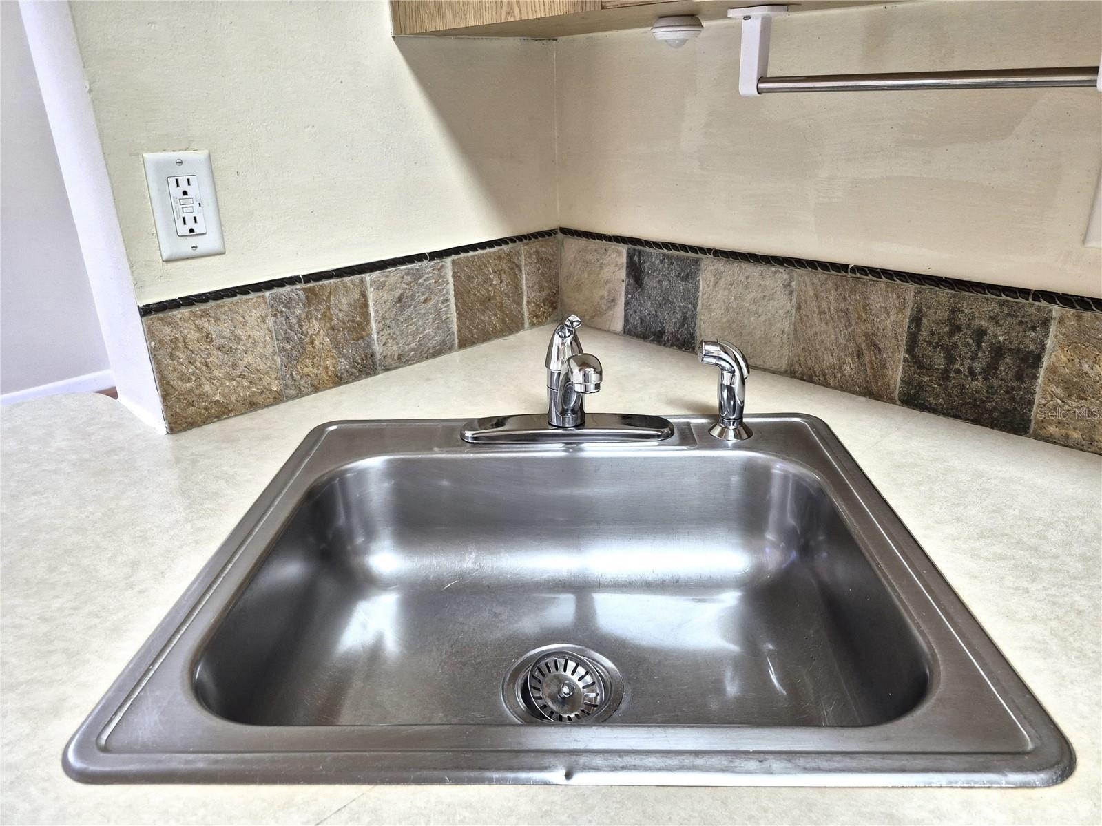 1344 PINE RIDGE CIR E #H3 — photo 14