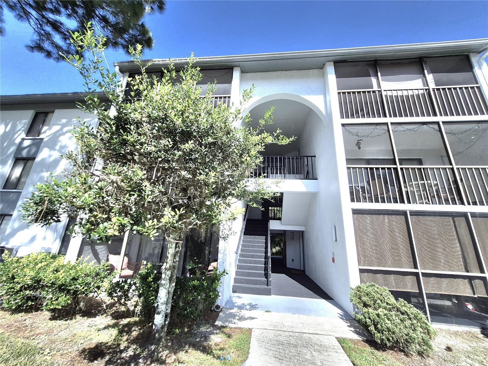 1344 PINE RIDGE CIR E #H3 — photo 3