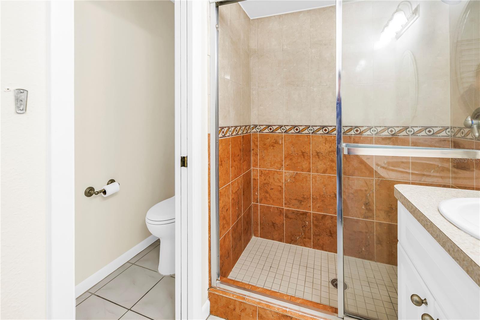 484 SANTA CRUZ PL NE #F — photo 25