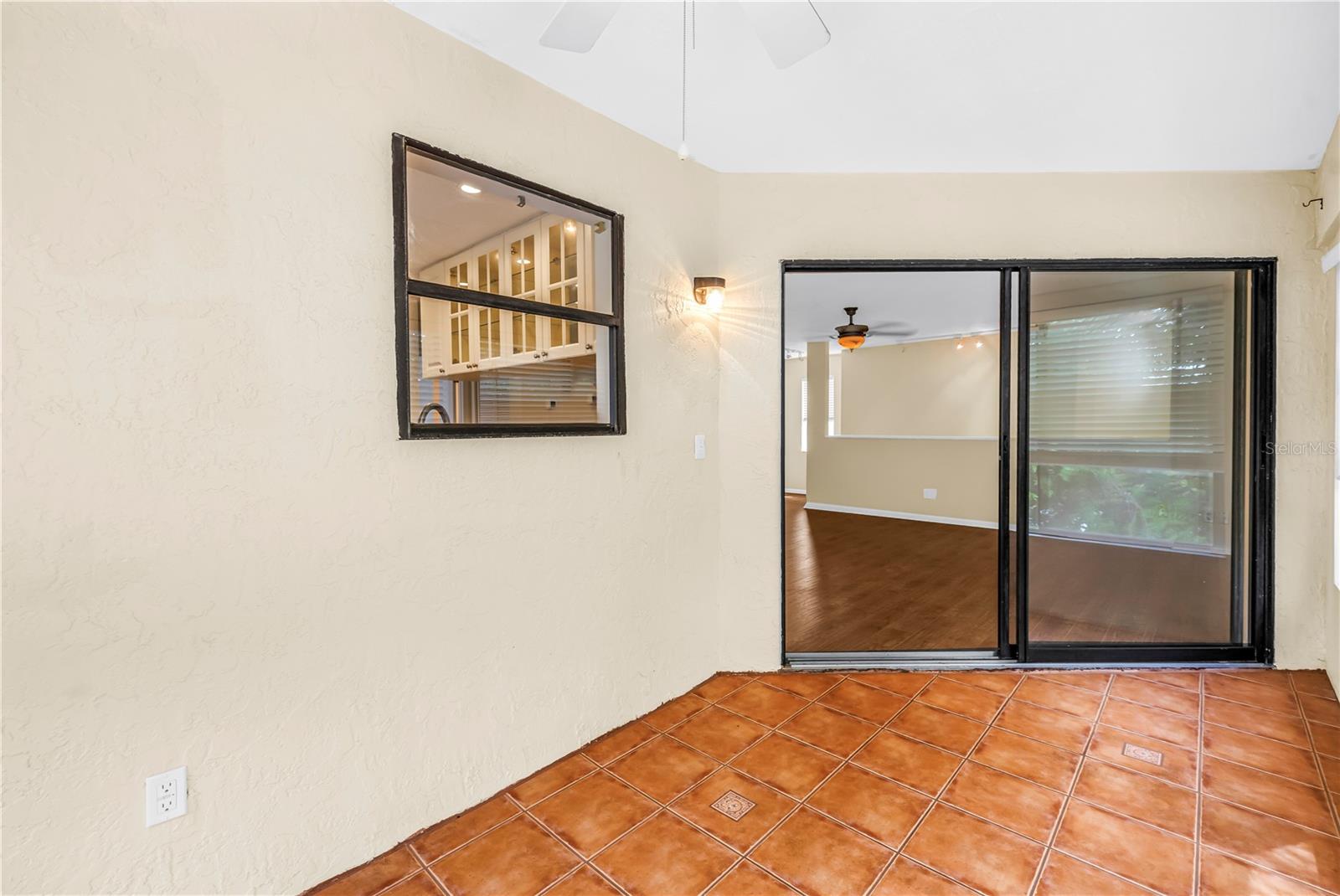 484 SANTA CRUZ PL NE #F — photo 20