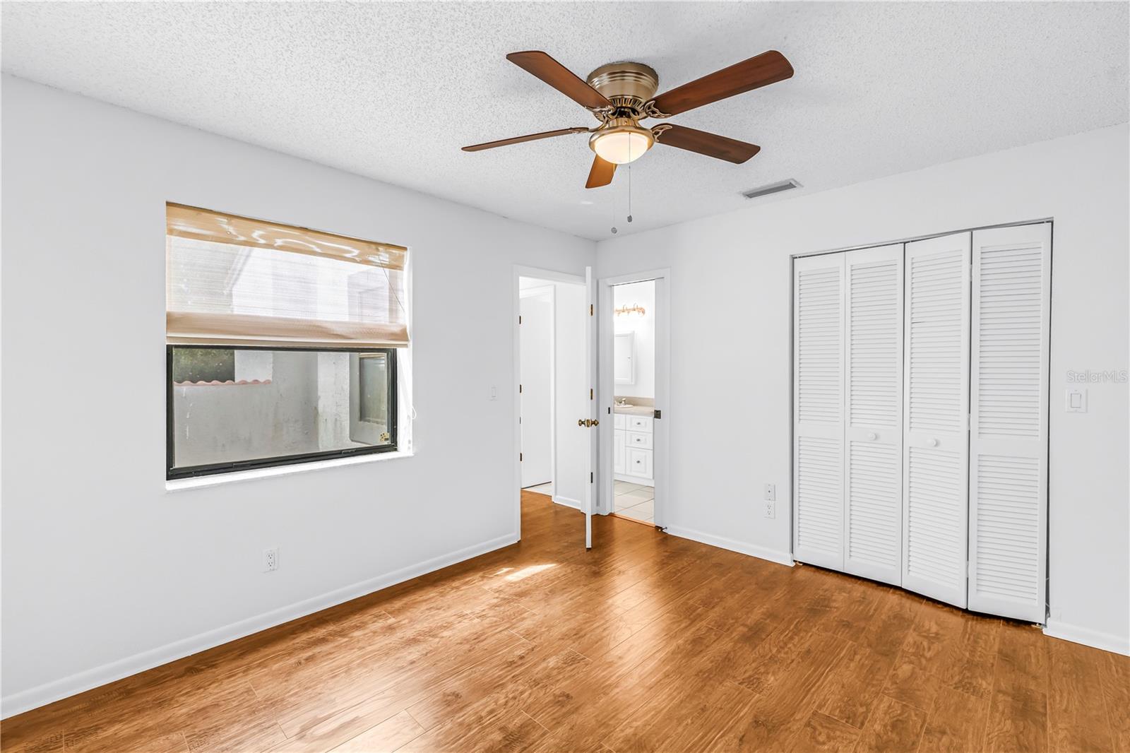 484 SANTA CRUZ PL NE #F — photo 27