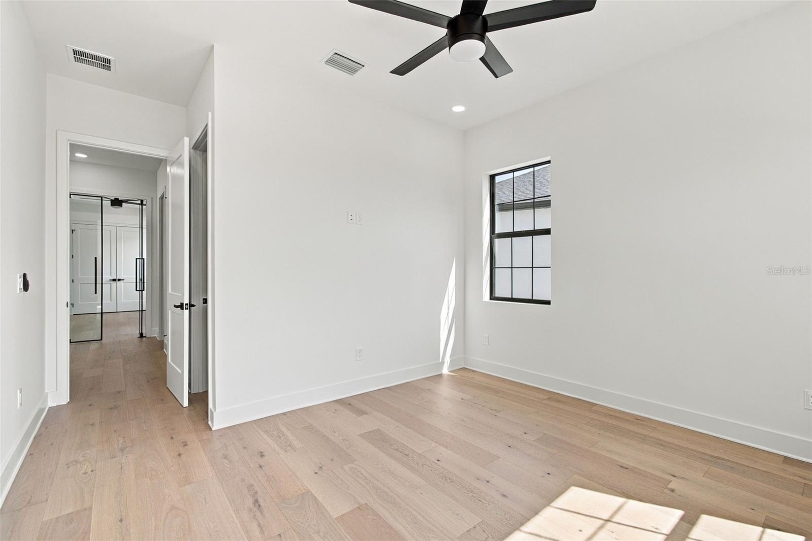 3615 W NORTH A ST — photo 42