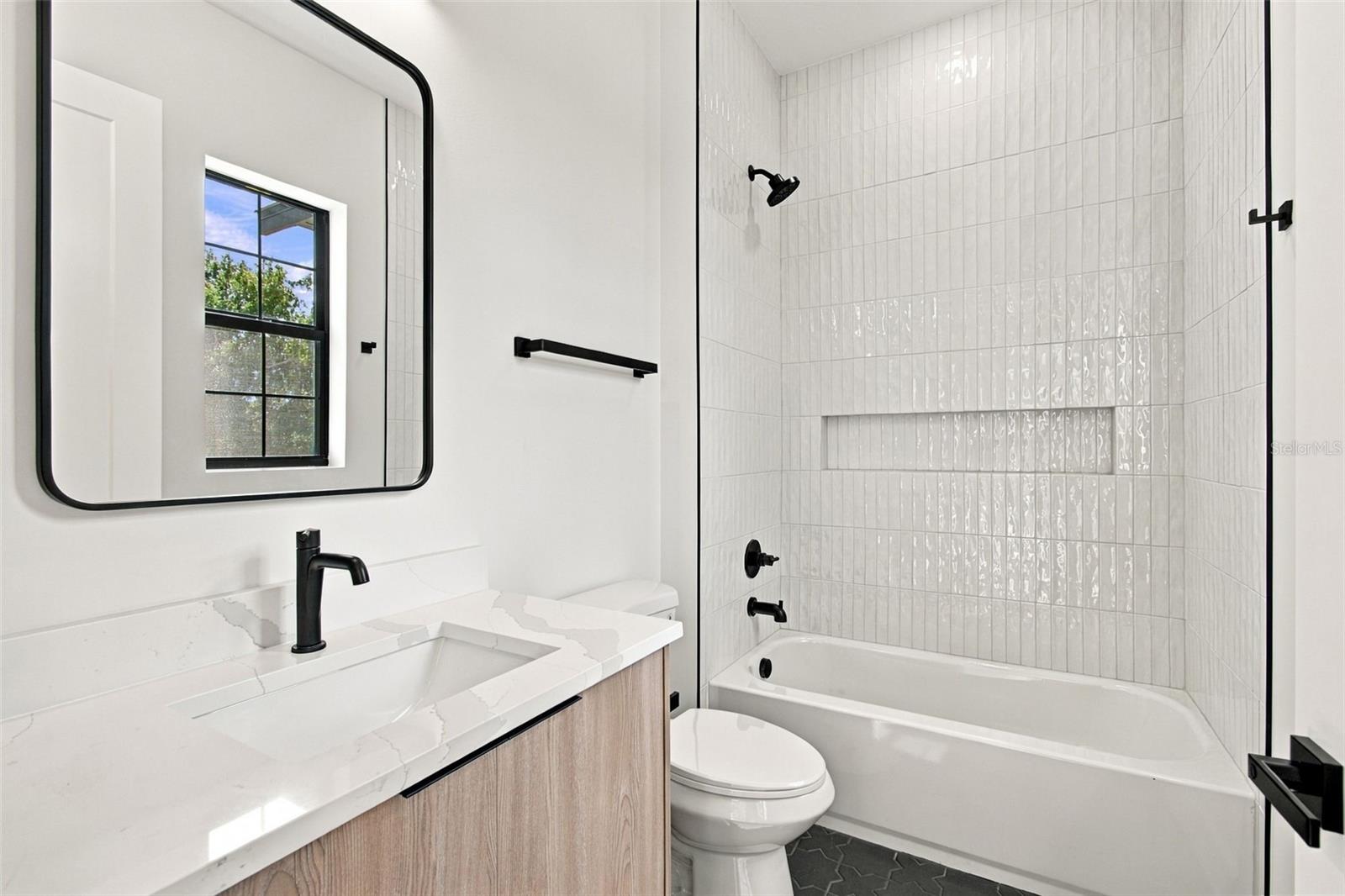 3615 W NORTH A ST — photo 47