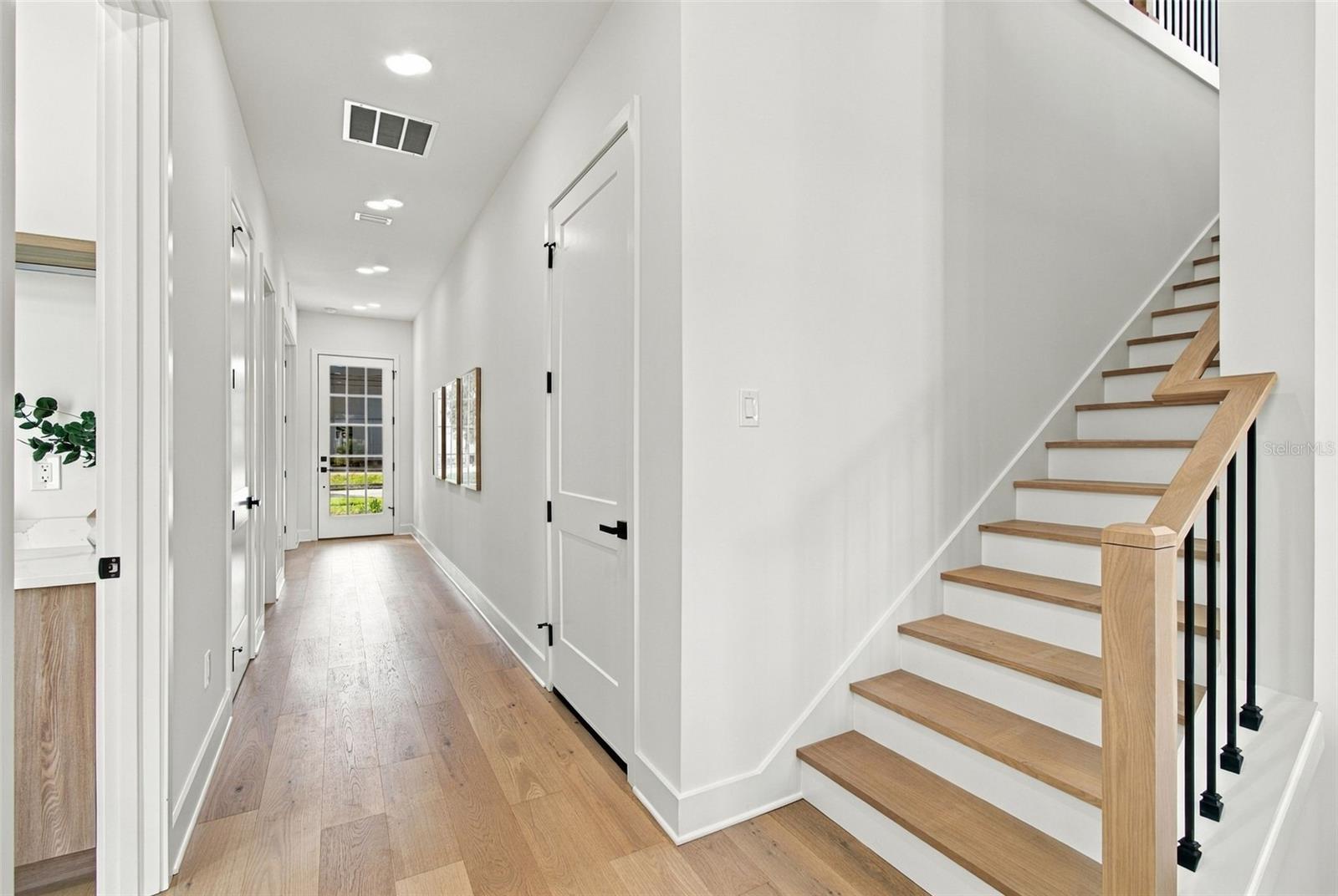 3615 W NORTH A ST — photo 23
