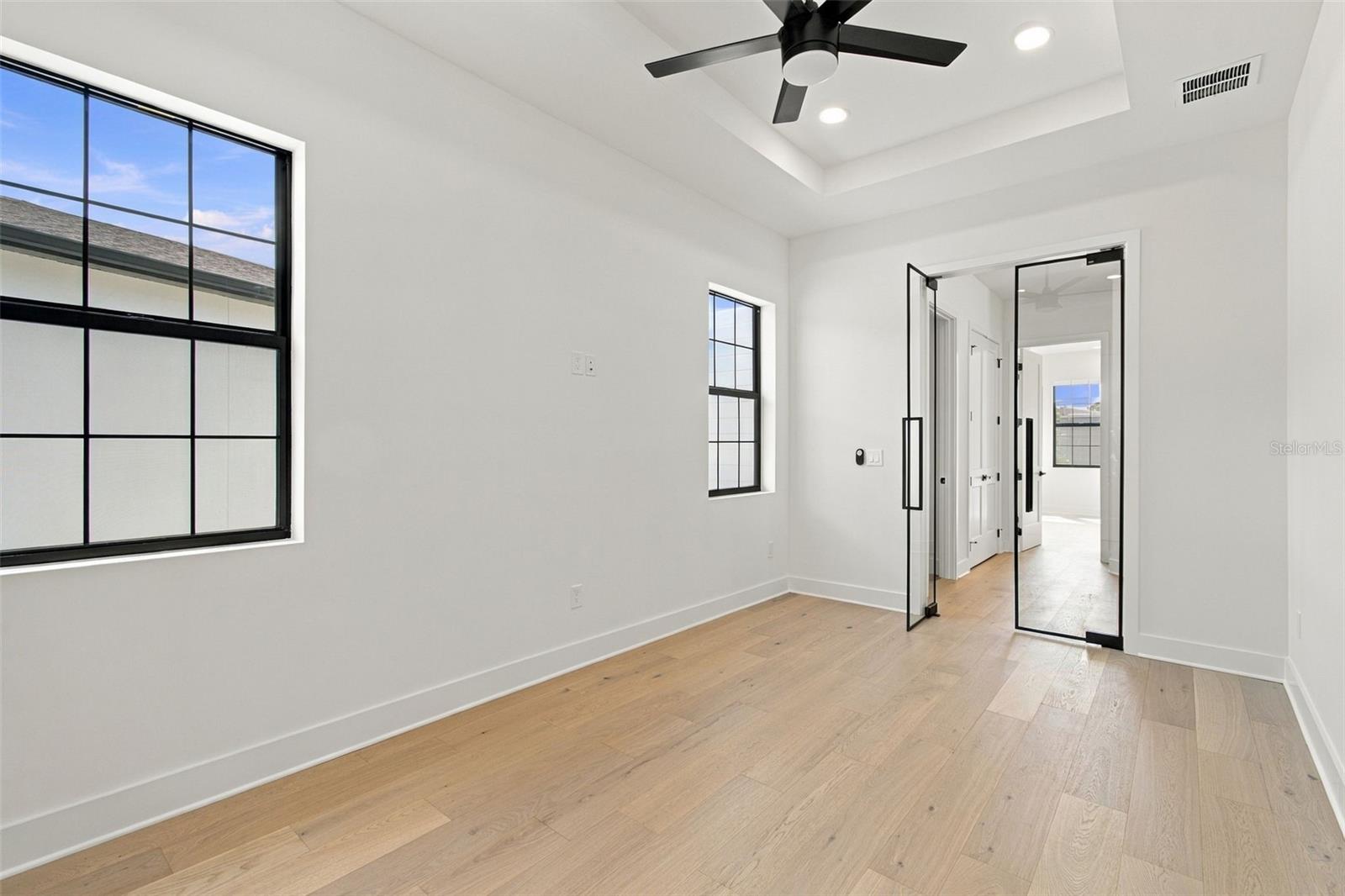 3615 W NORTH A ST — photo 38
