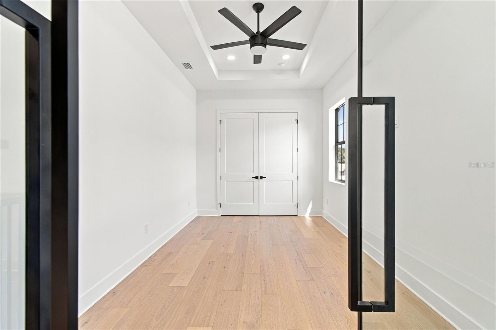 3615 W NORTH A ST — photo 37