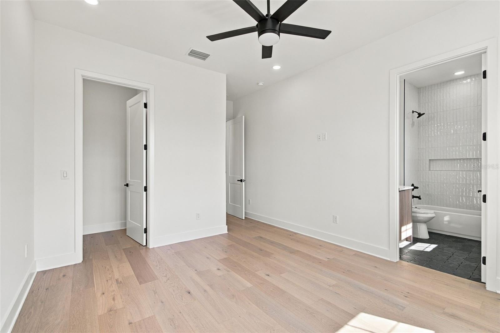 3615 W NORTH A ST — photo 46