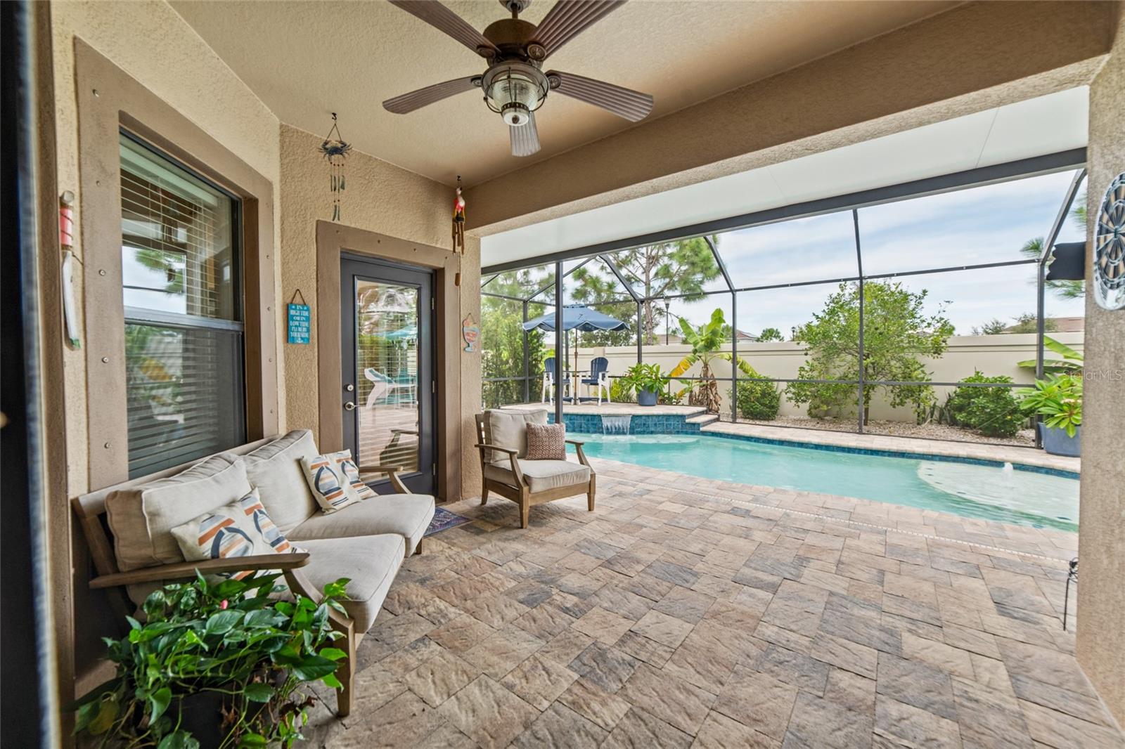 9912 SMARTY JONES DR — photo 24
