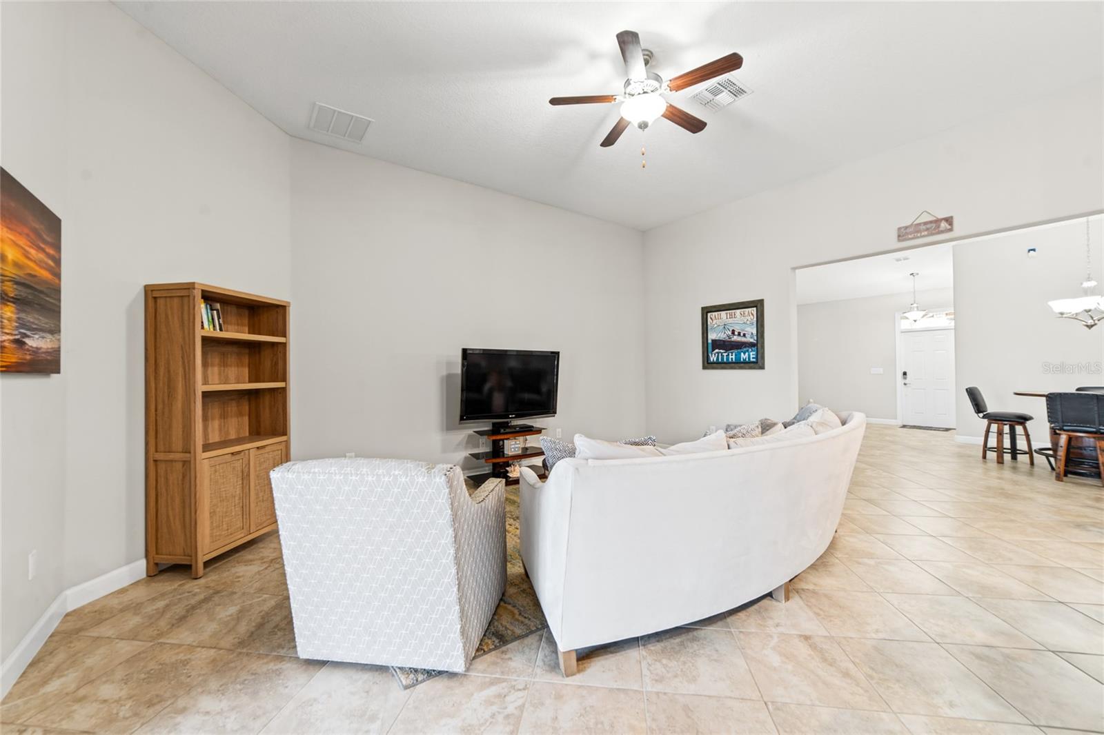 9912 SMARTY JONES DR — photo 11