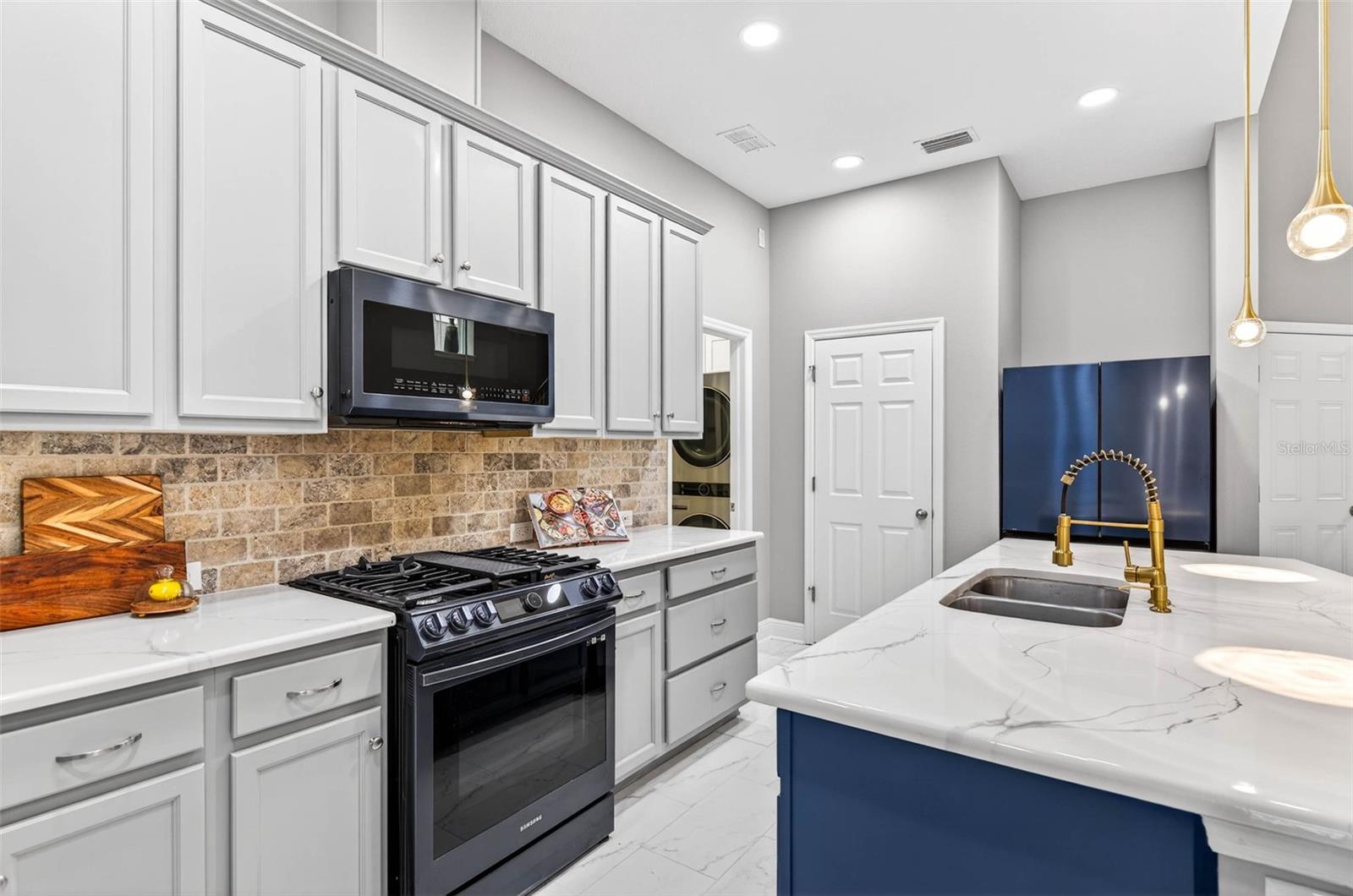 14310 BARRINGTON STOWERS DR — photo 15