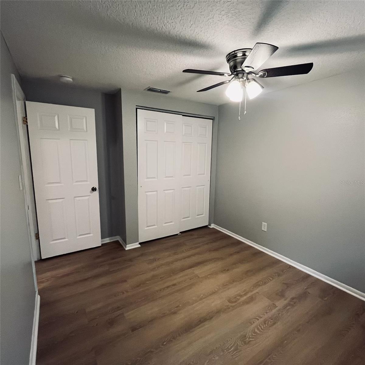 5450 LISA CIR — photo 17