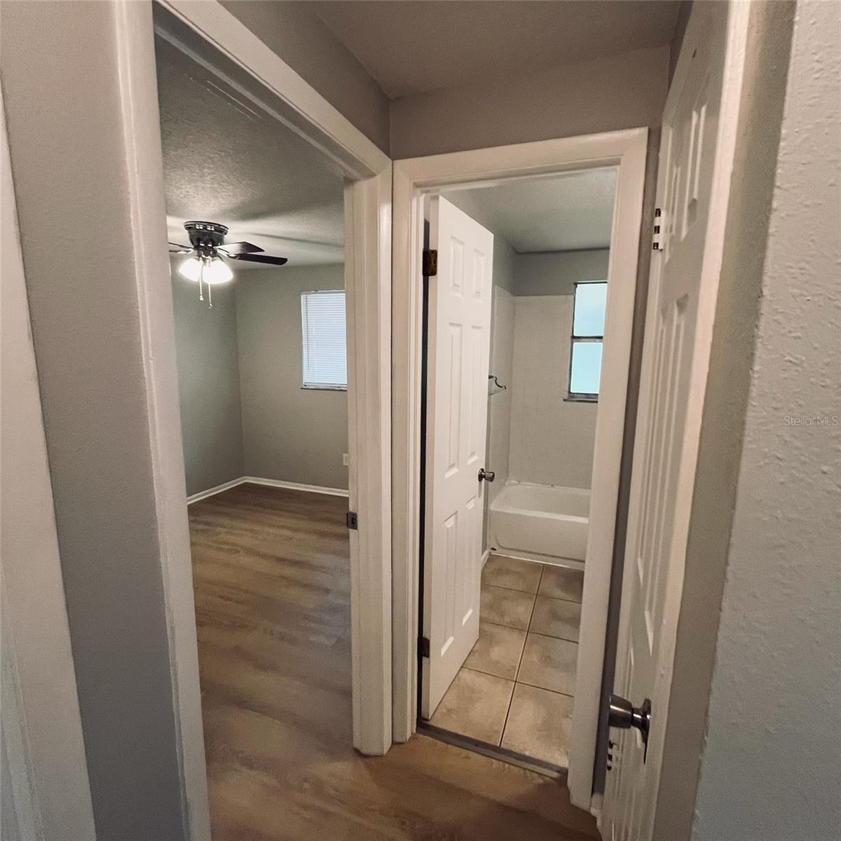 5450 LISA CIR — photo 13
