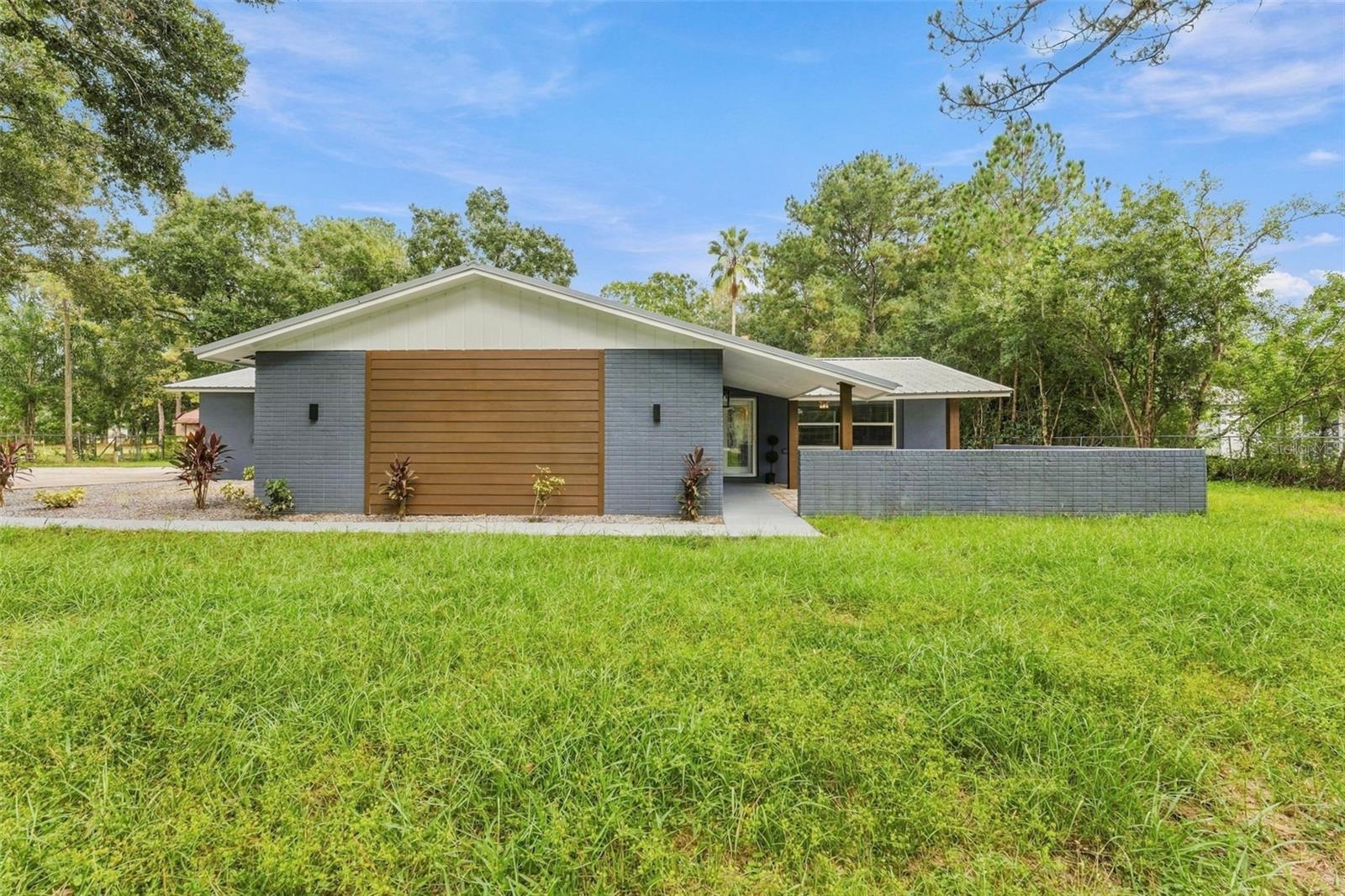 17818 DEERFIELD DR — photo 2