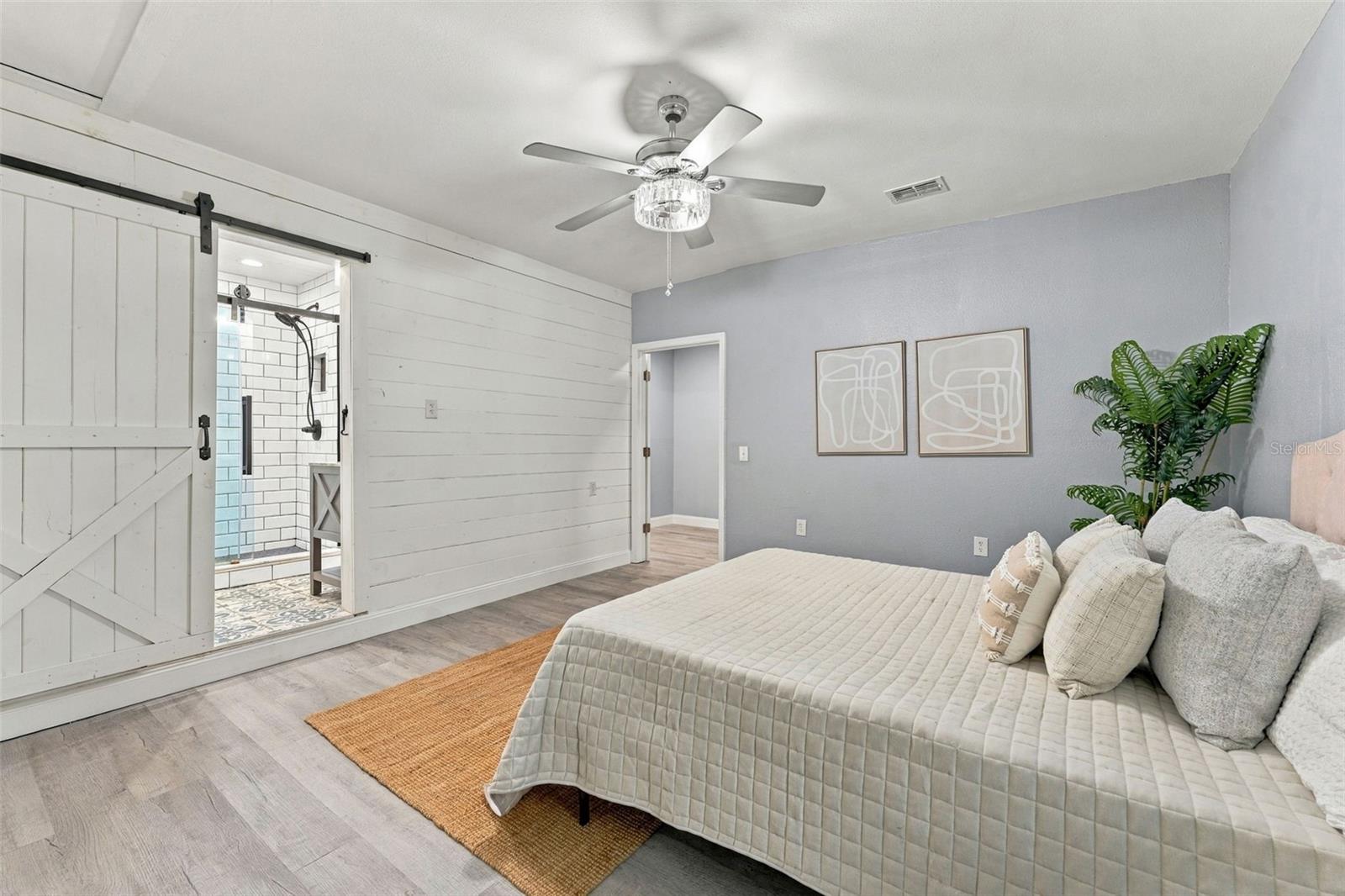 17818 DEERFIELD DR — photo 15