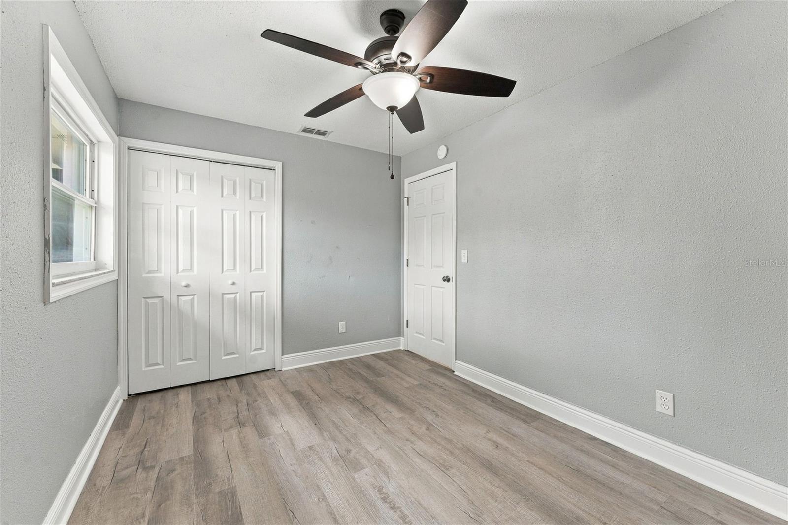 17818 DEERFIELD DR — photo 20