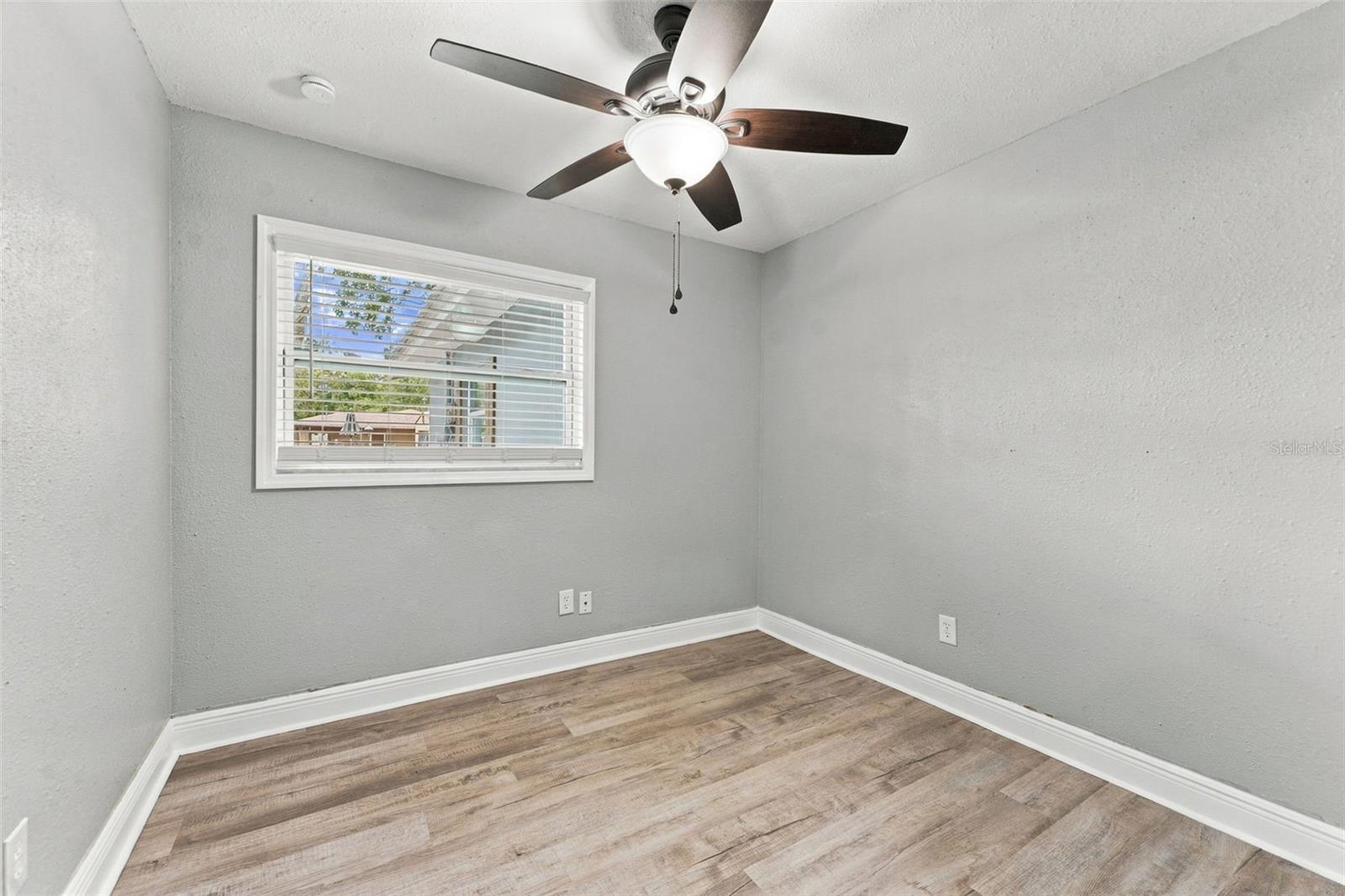 17818 DEERFIELD DR — photo 21