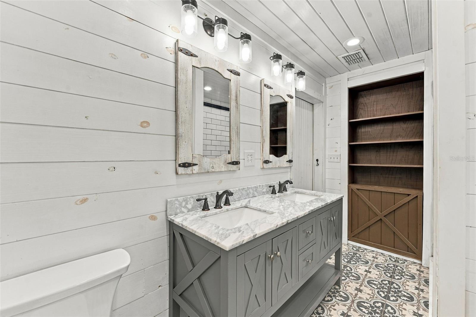 17818 DEERFIELD DR — photo 16