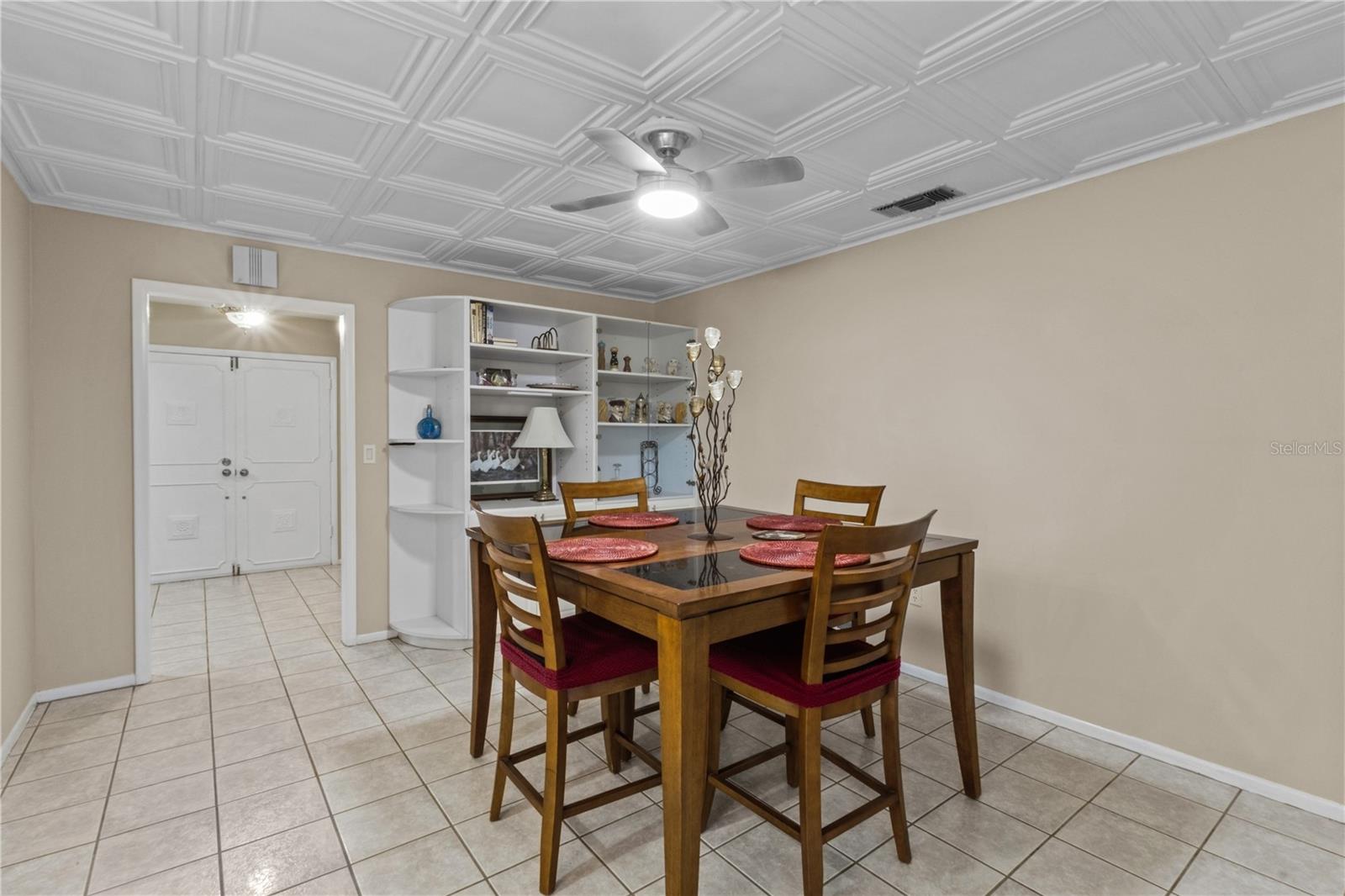 3614 PEMBROOK DR — photo 11