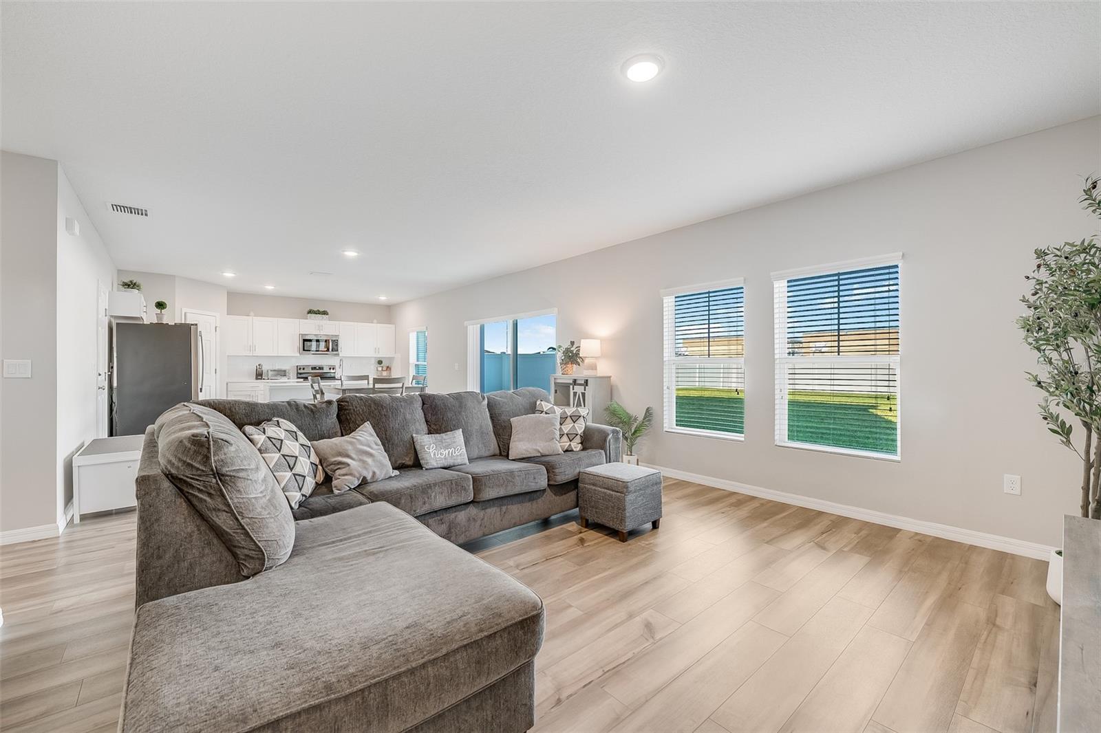 12625 TANNENCREST DR — photo 9