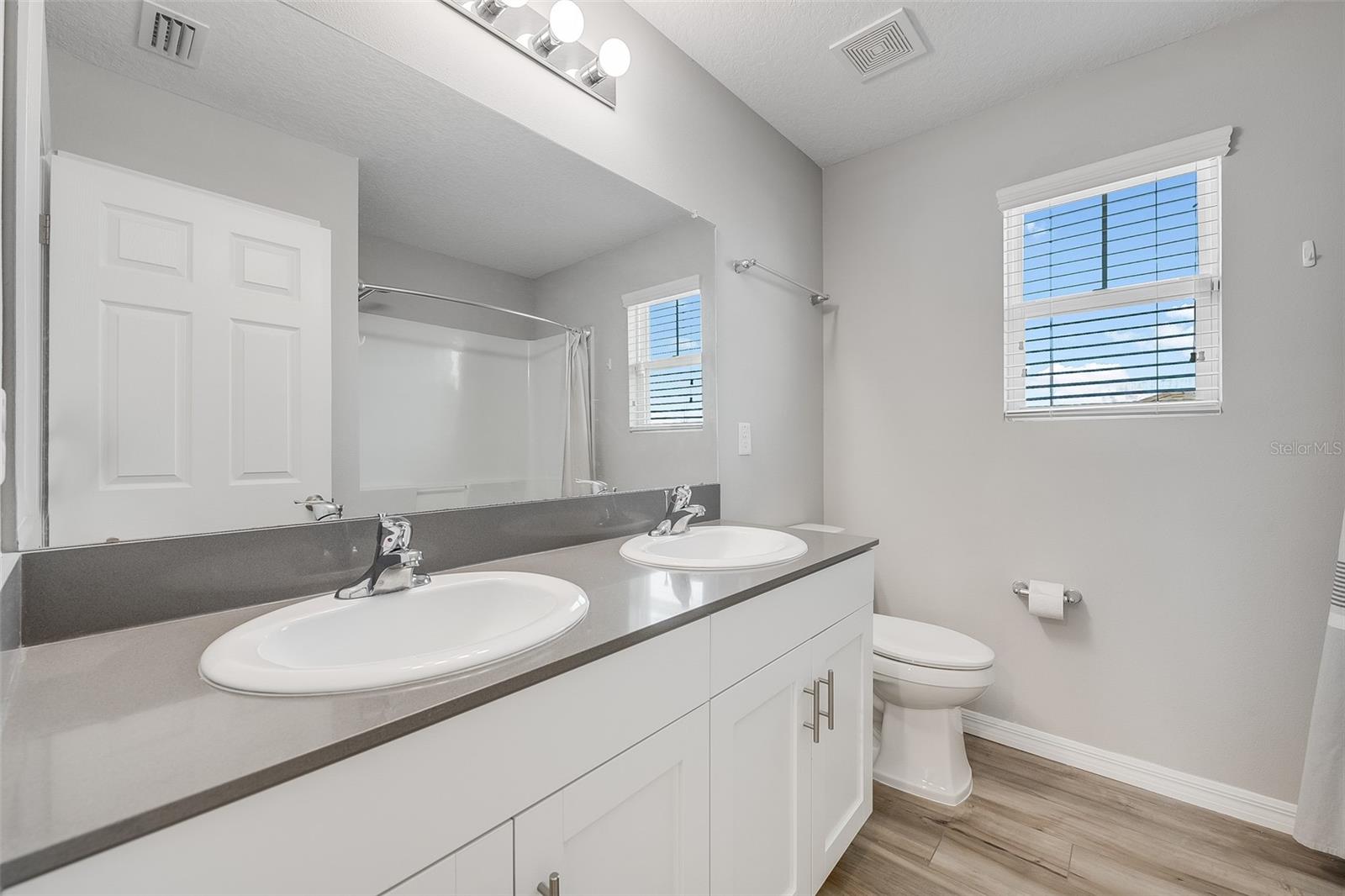 12625 TANNENCREST DR — photo 31