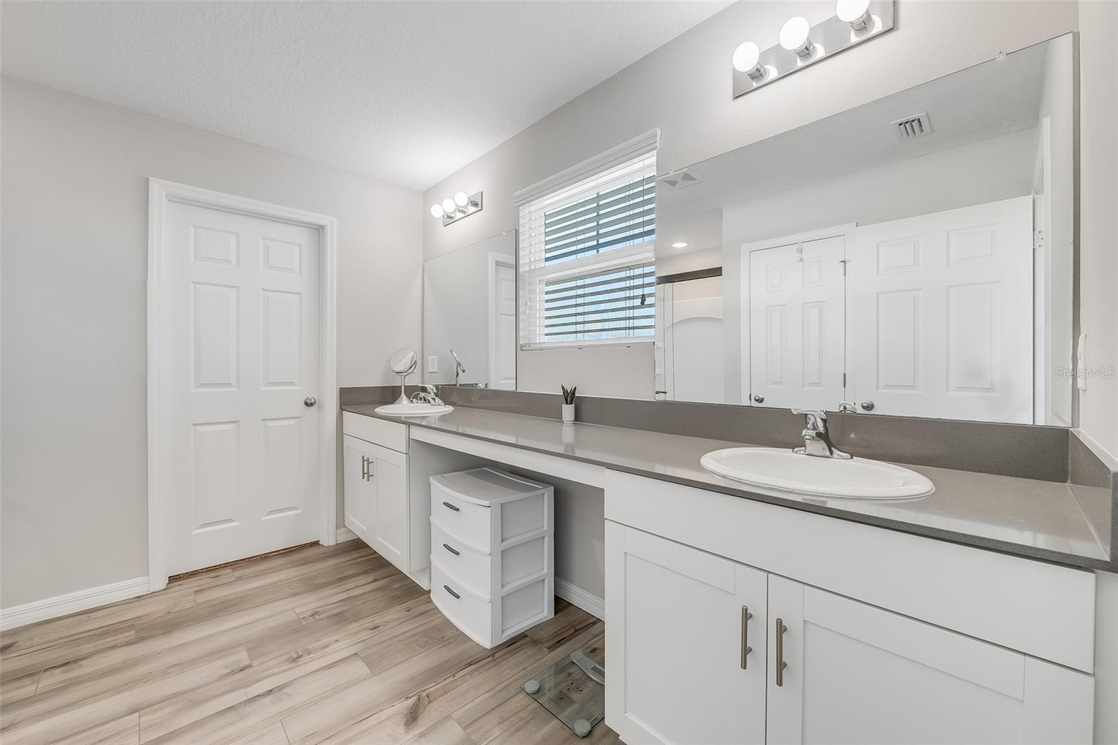 12625 TANNENCREST DR — photo 25