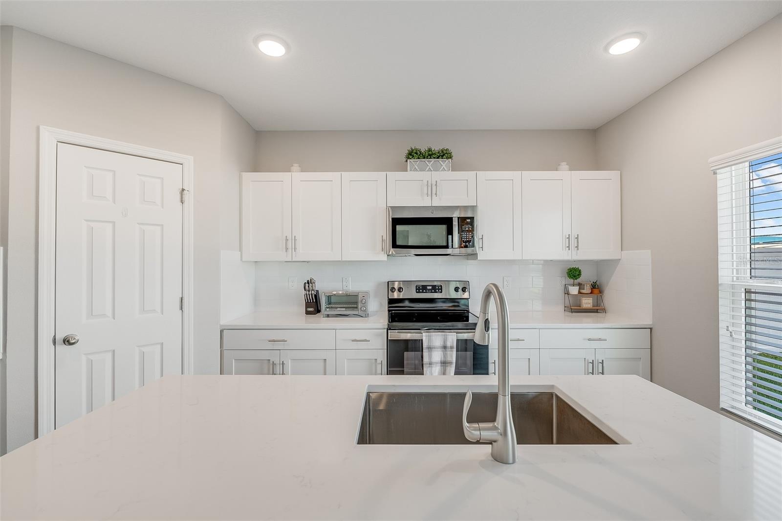 12625 TANNENCREST DR — photo 17
