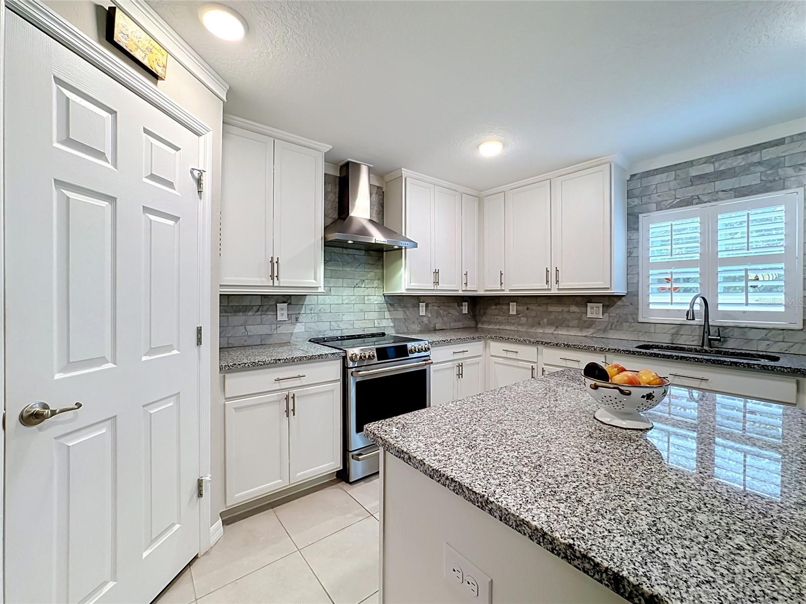 16712 MOONER PLANK CIR — photo 17