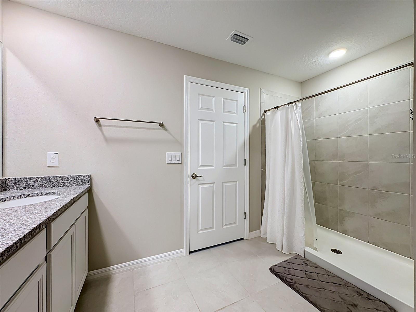 16712 MOONER PLANK CIR — photo 34