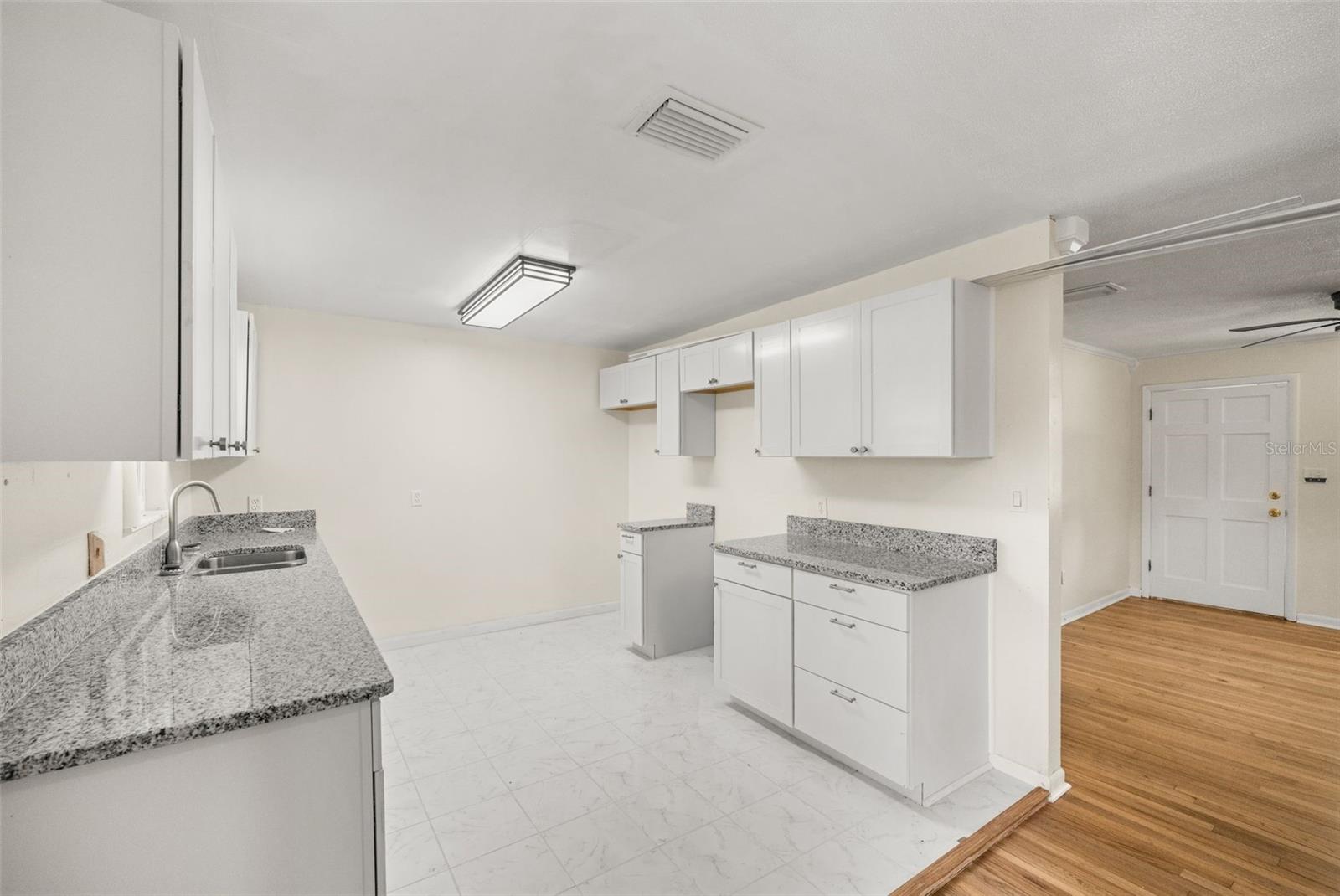 3510 SE 18TH AVE — photo 10