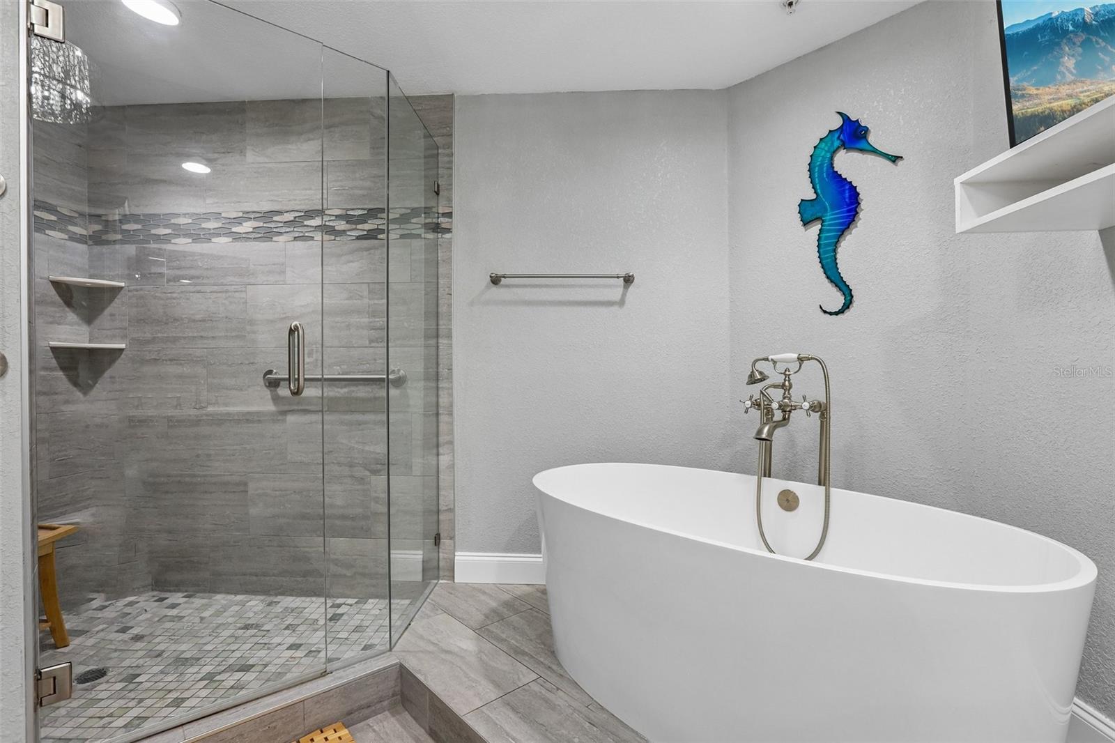 5823 BOWEN DANIEL DR #601 — photo 21