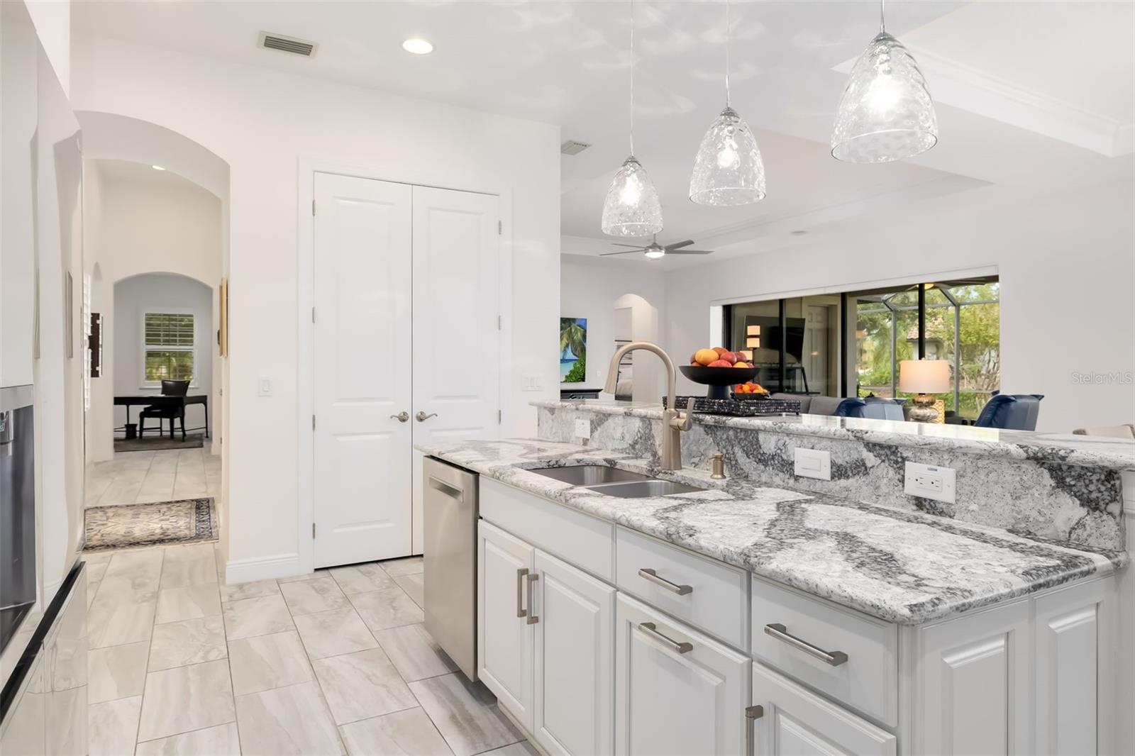 16229 CASTLE PARK TER — photo 11