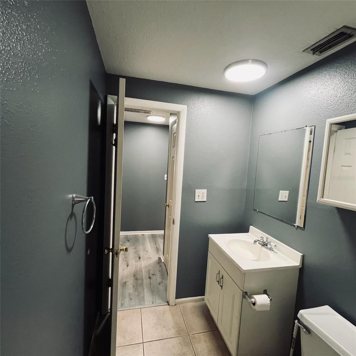 5452 LISA CIR — photo 26