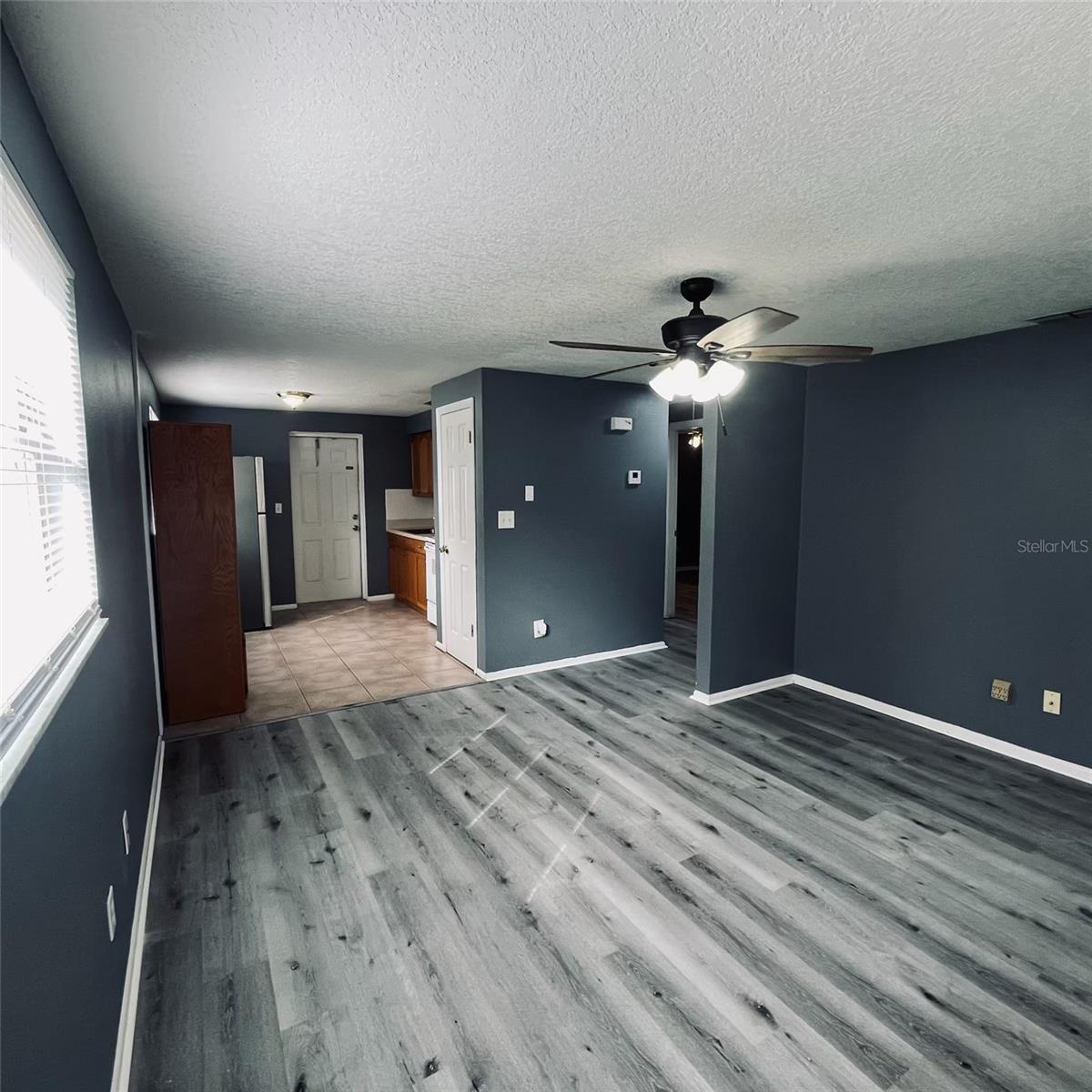 5452 LISA CIR — photo 15