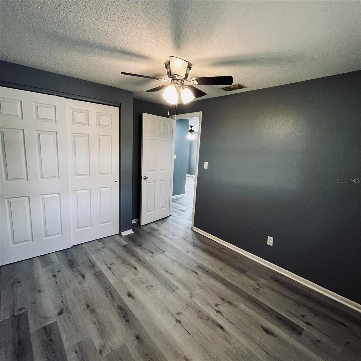 5452 LISA CIR — photo 30