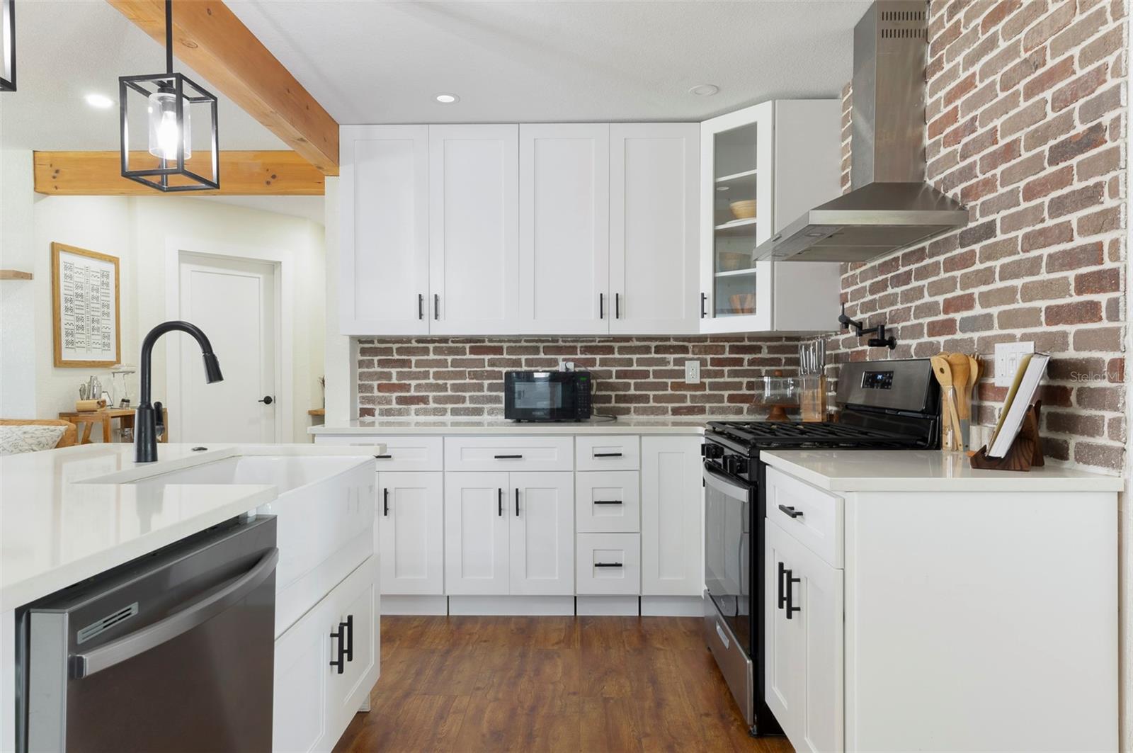 3646 ALABAMA AVE NE — photo 11