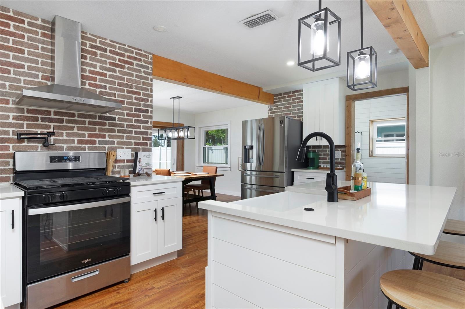 3646 ALABAMA AVE NE — photo 9