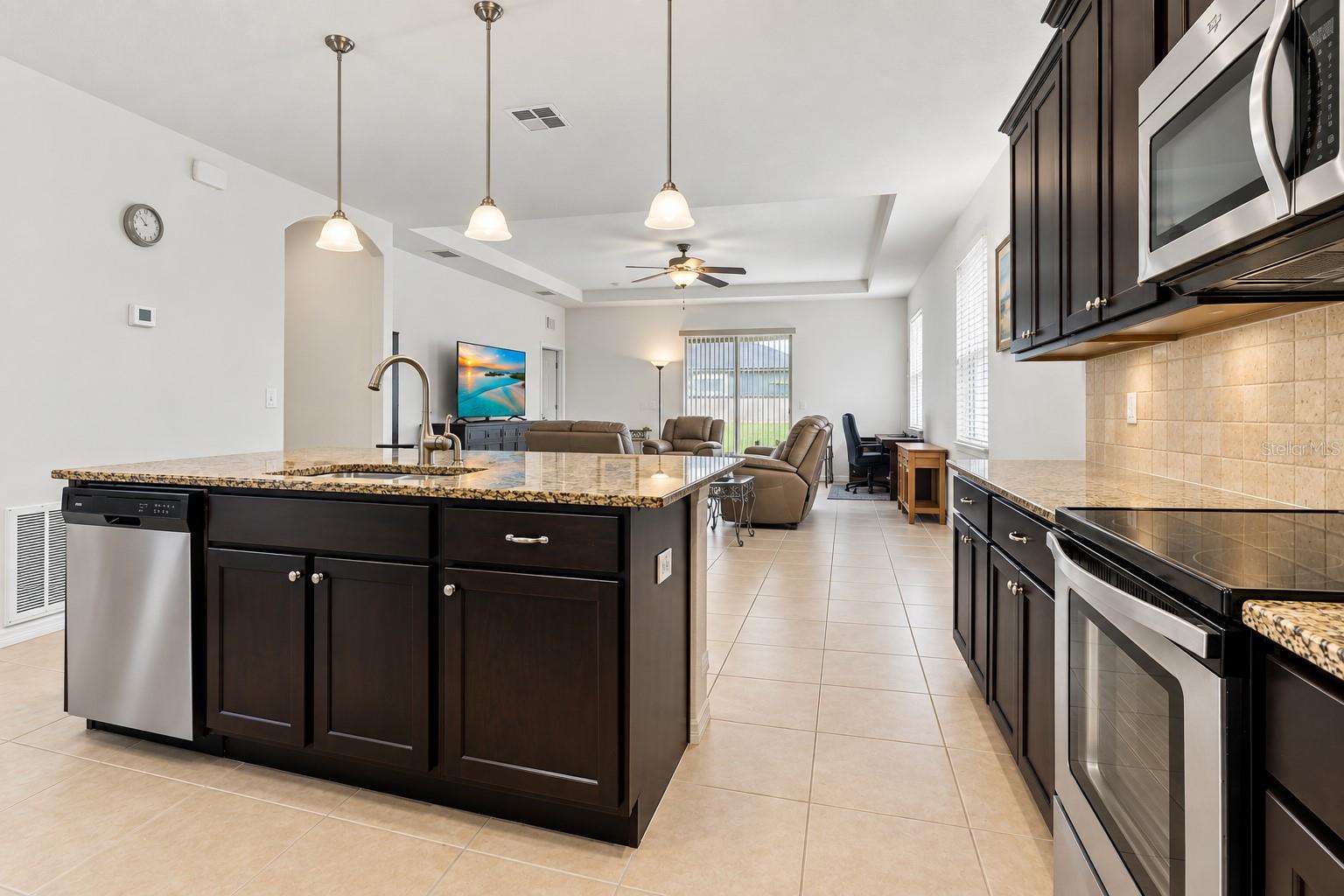 12511 BALLENTRAE FOREST DR — photo 10