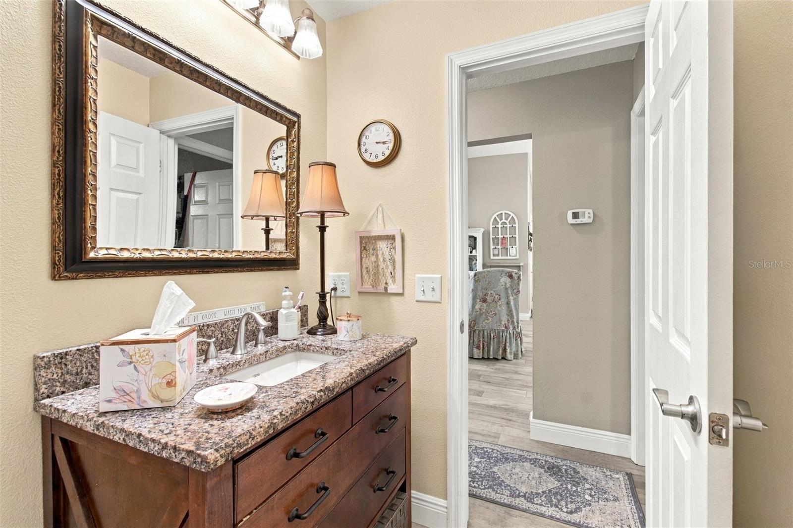 7208 HIDEAWAY TRL — photo 31