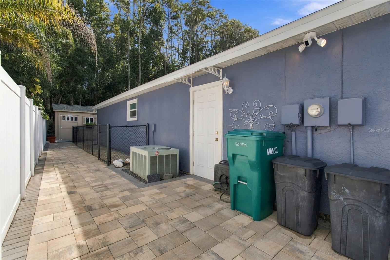 7208 HIDEAWAY TRL — photo 52