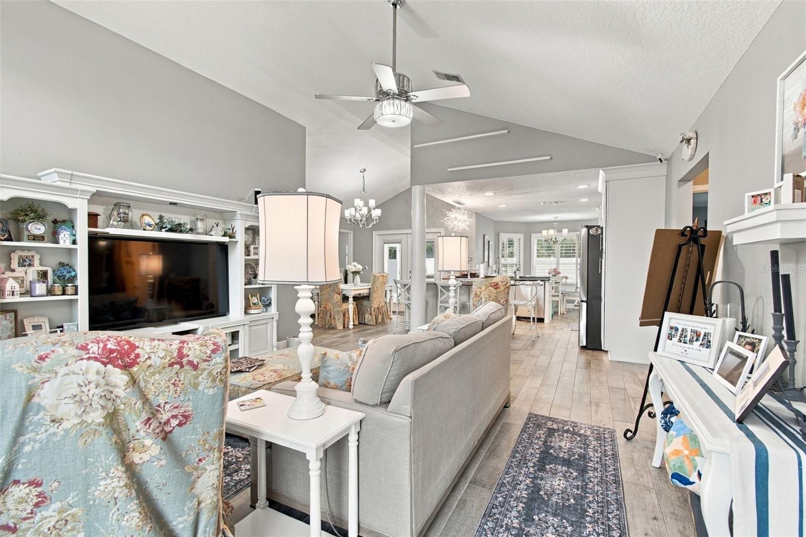 7208 HIDEAWAY TRL — photo 12