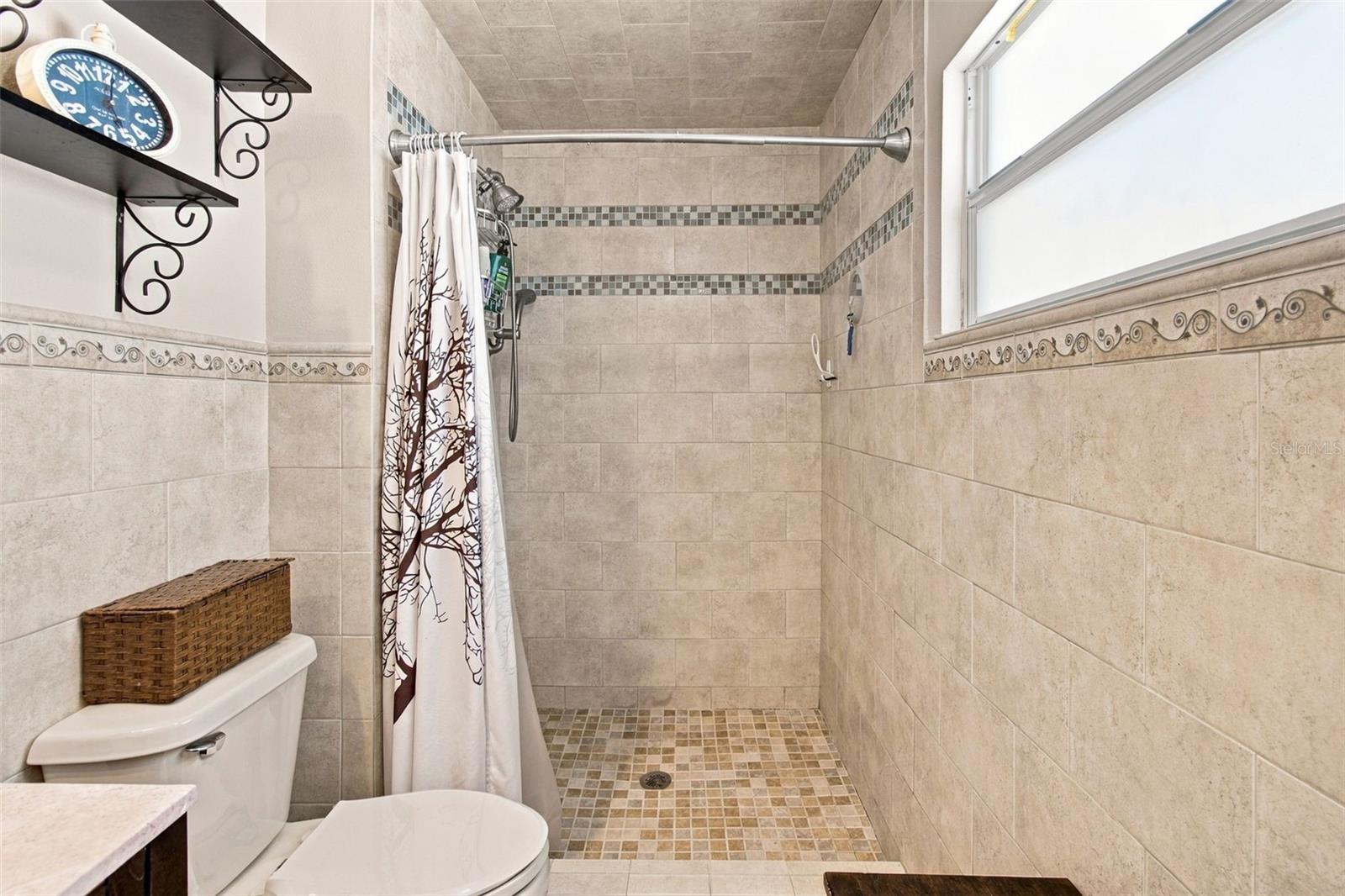 7208 HIDEAWAY TRL — photo 43