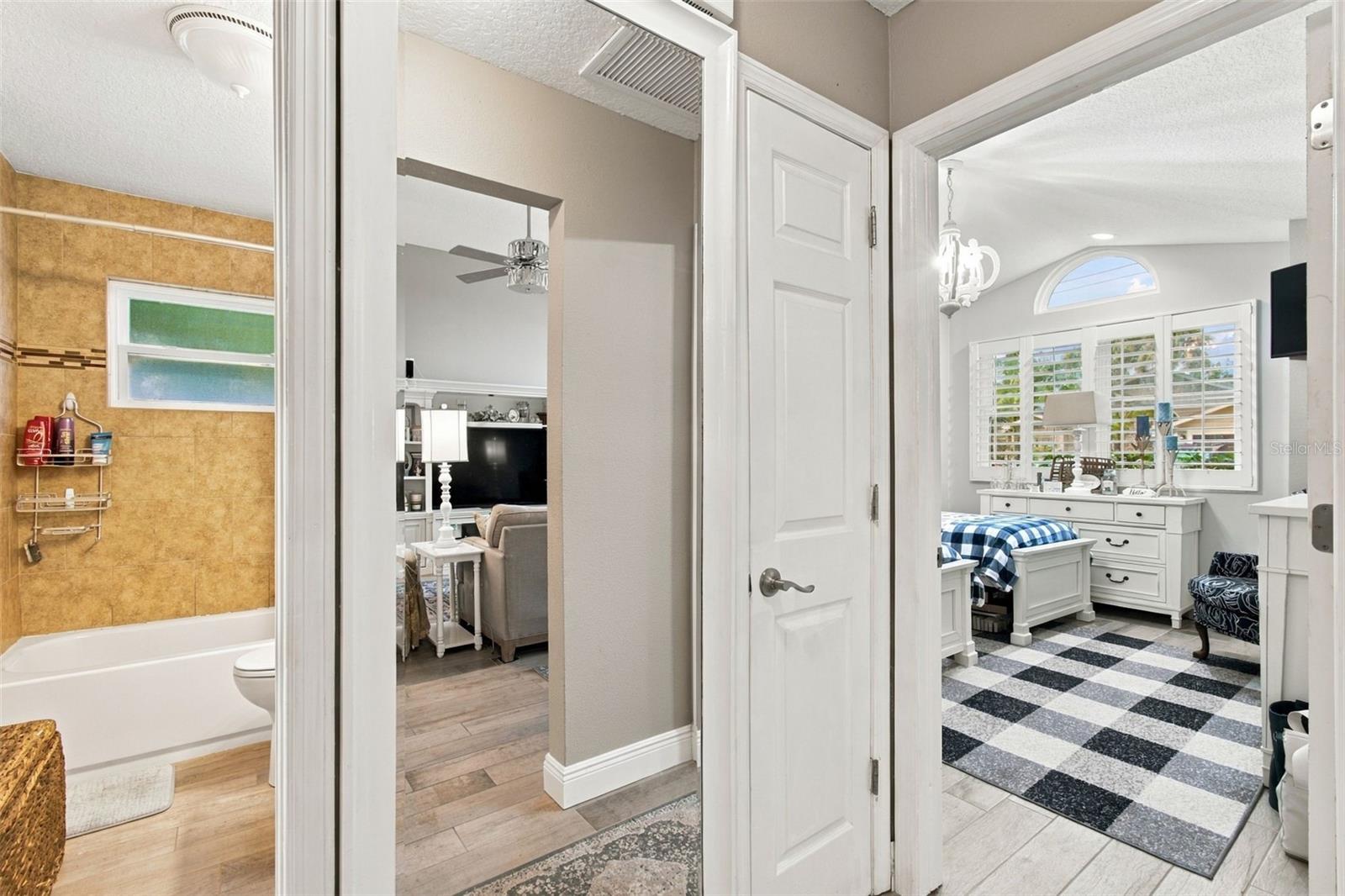 7208 HIDEAWAY TRL — photo 30