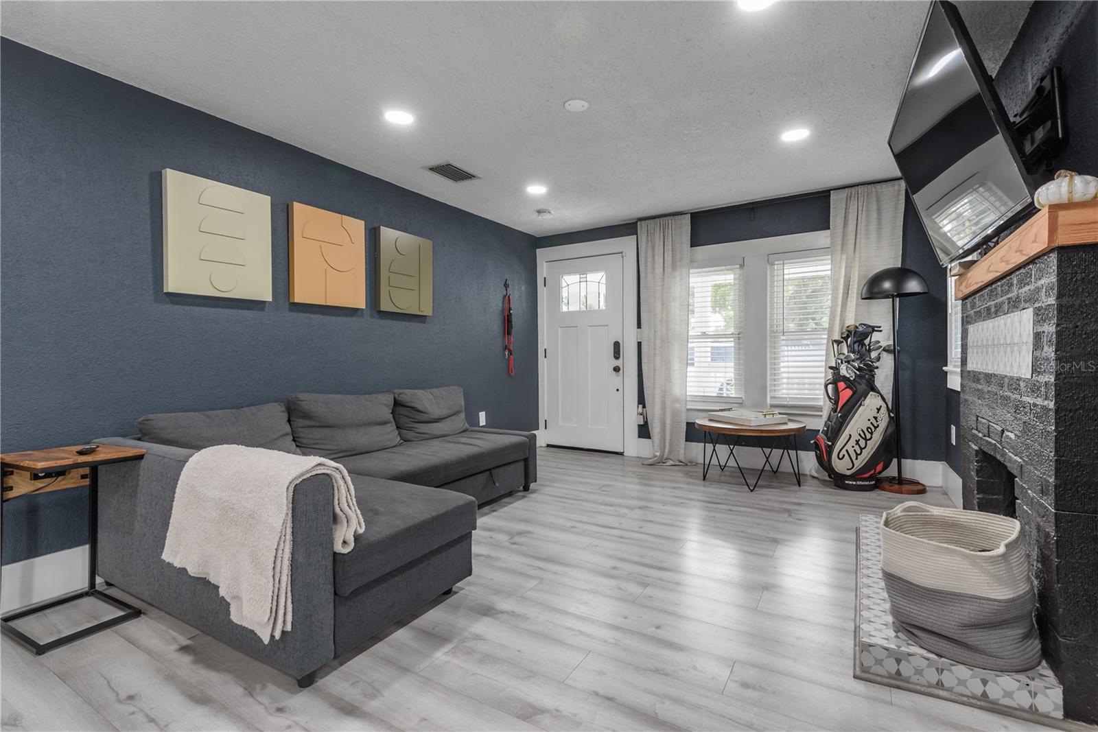 806 E HAMILTON AVE — photo 7