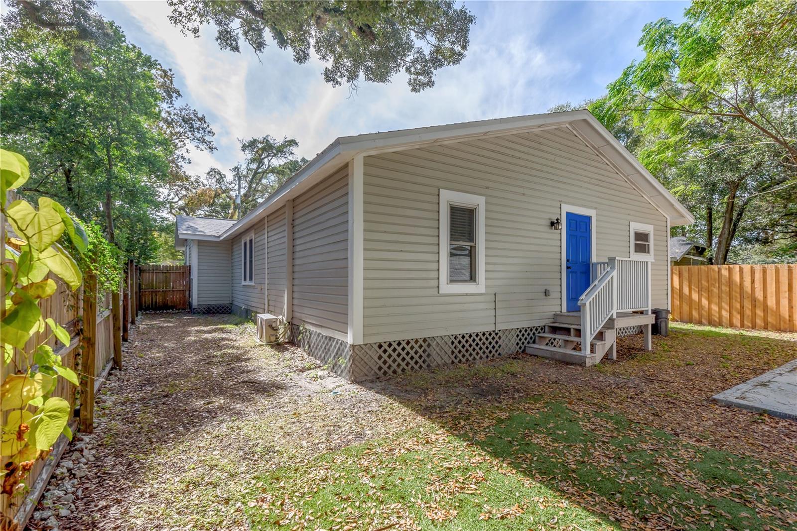806 E HAMILTON AVE — photo 33