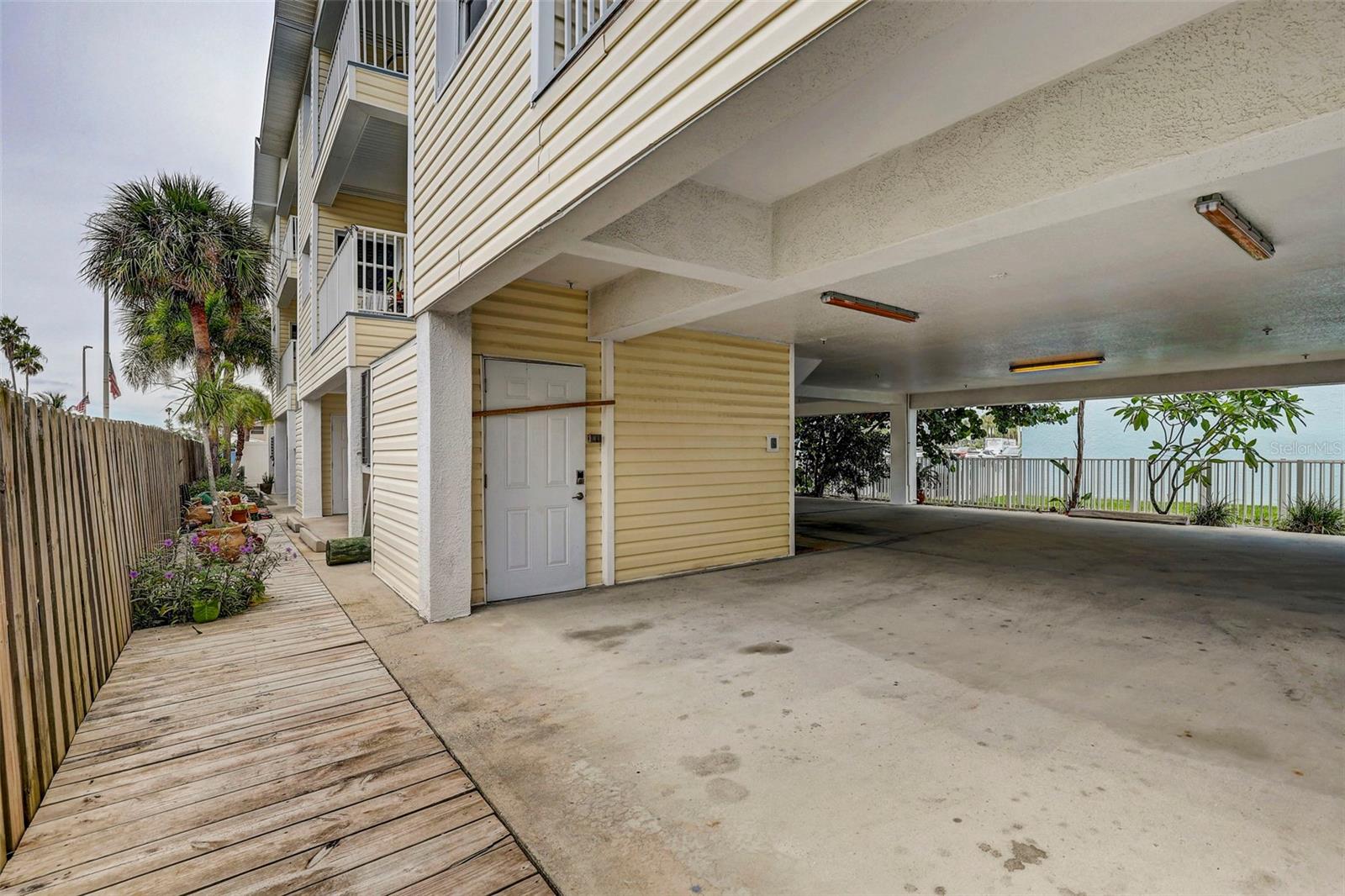 18522 GULF BLVD #D — photo 67