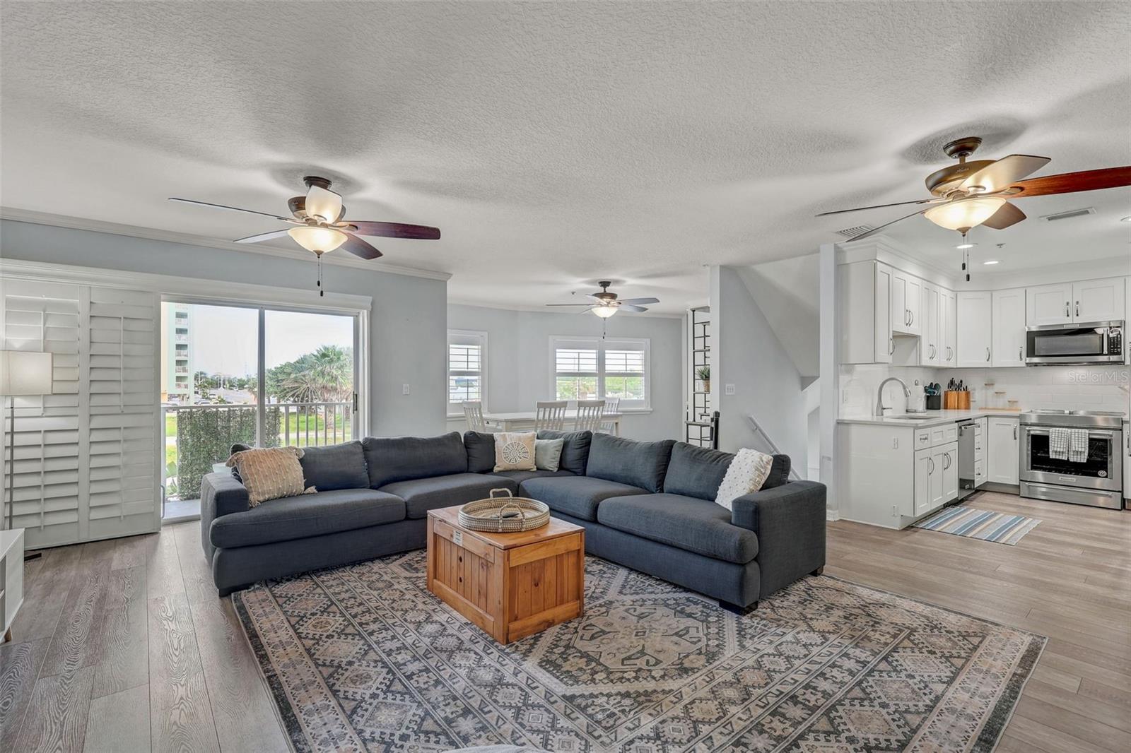 18522 GULF BLVD #D — photo 10